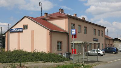 Dolní Beřkovice (Train station) •  - in English language