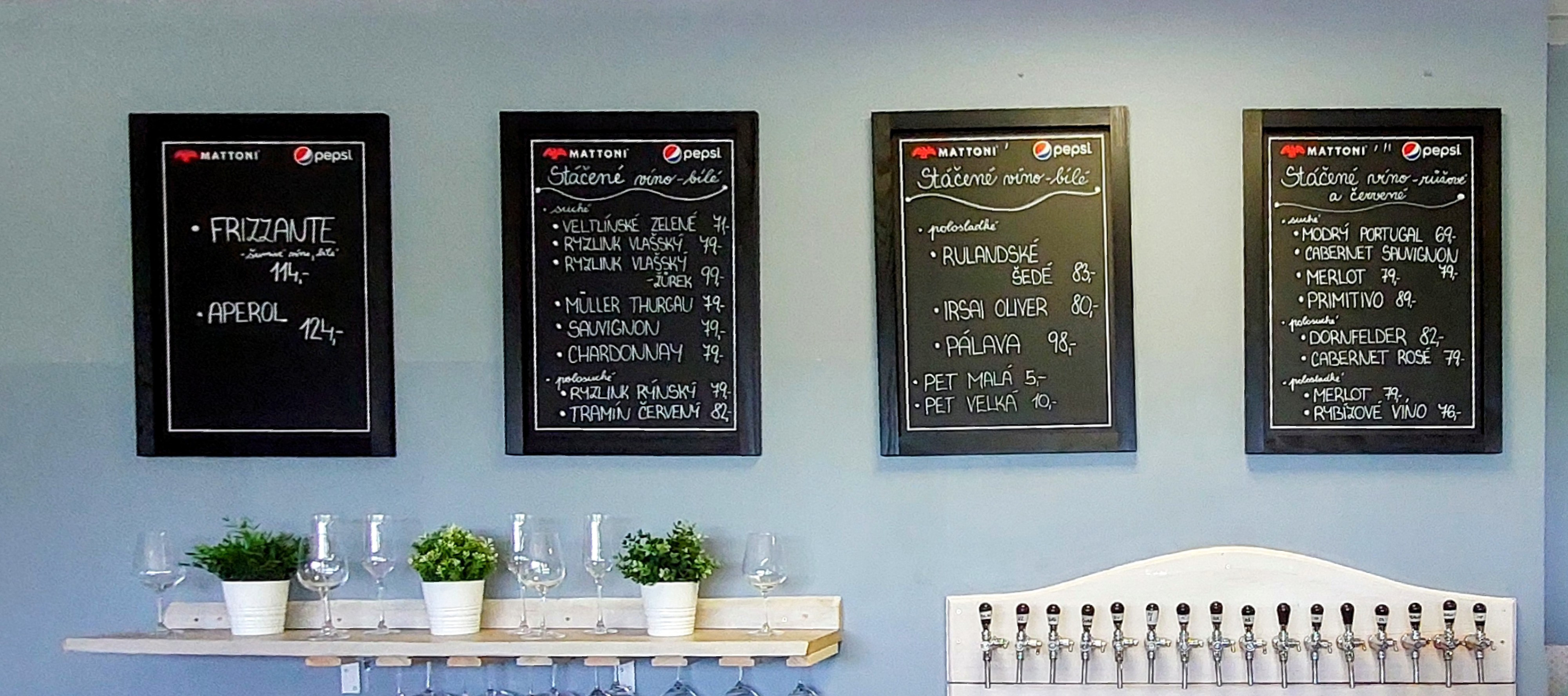 Vinotékafé foto 2
