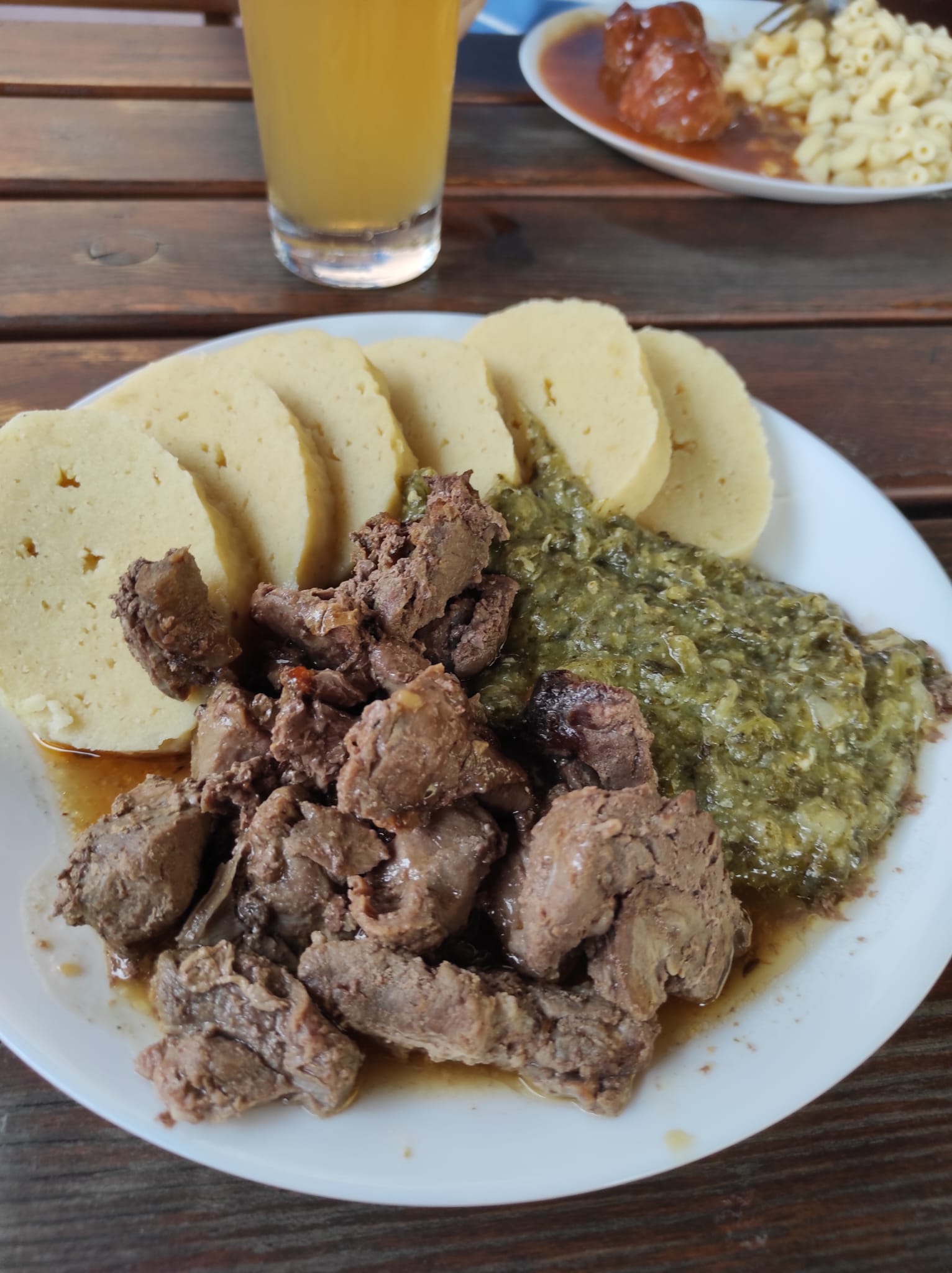 RESTAURACE NA PĚKNÉ VYHLÍDCE foto 2