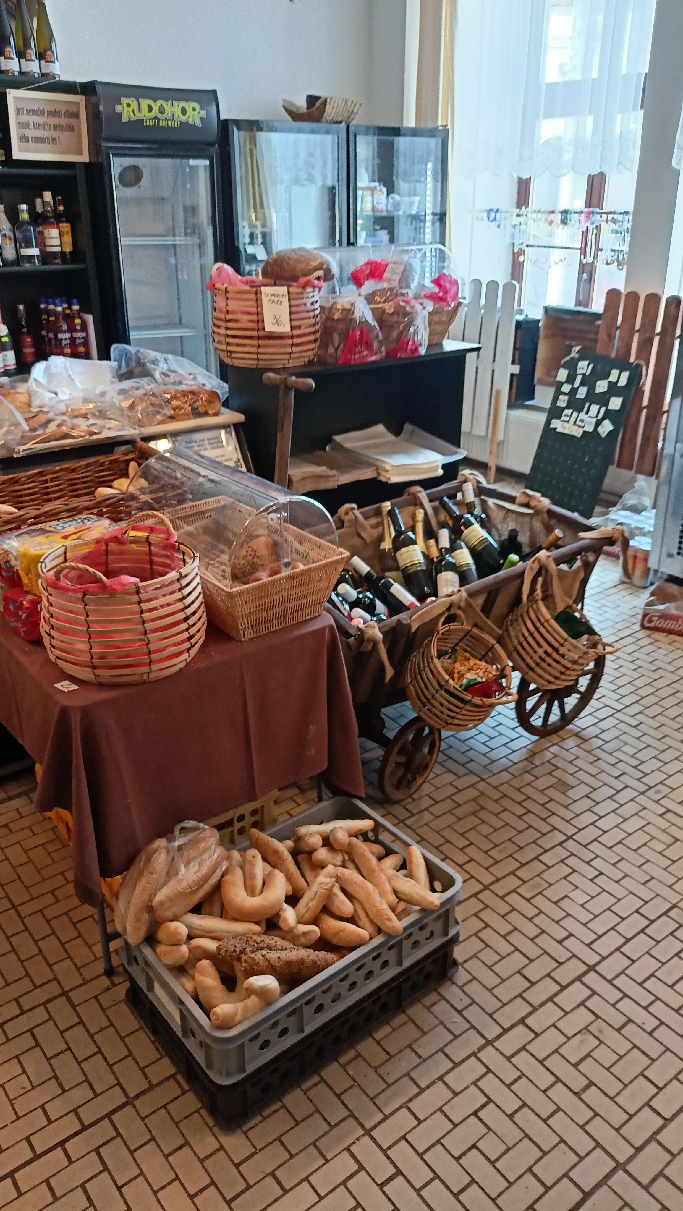 Potraviny, Hokynářství & Cukrárna U paní Barbory foto 6