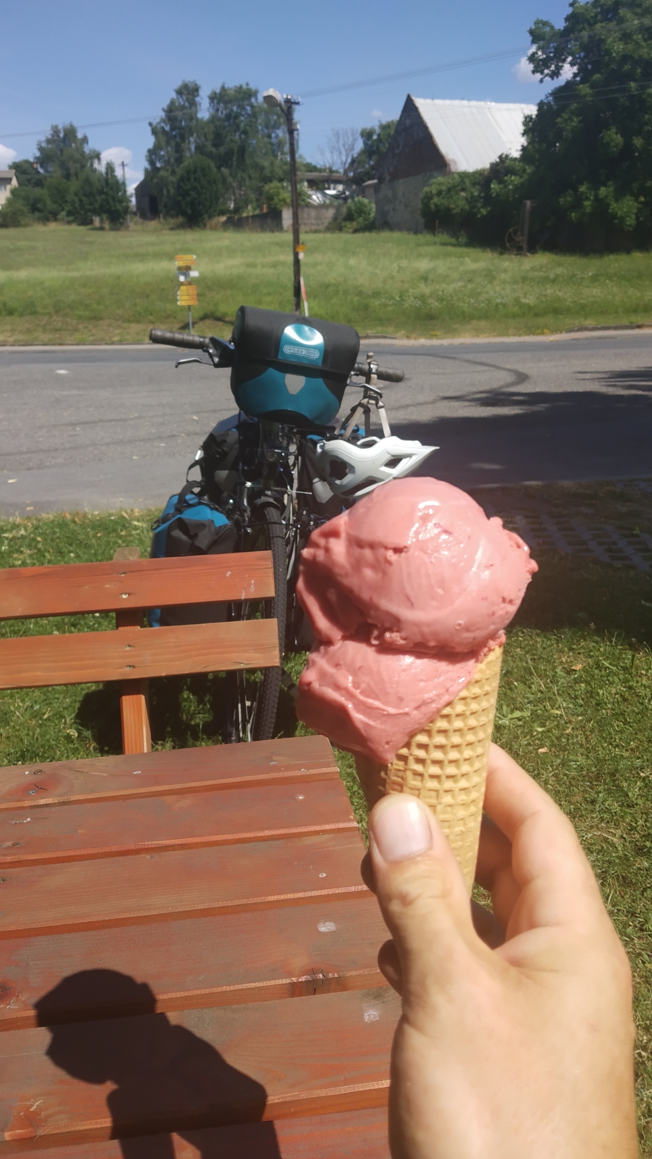 Kiosek Pod lípou - Mikroíčko foto 3