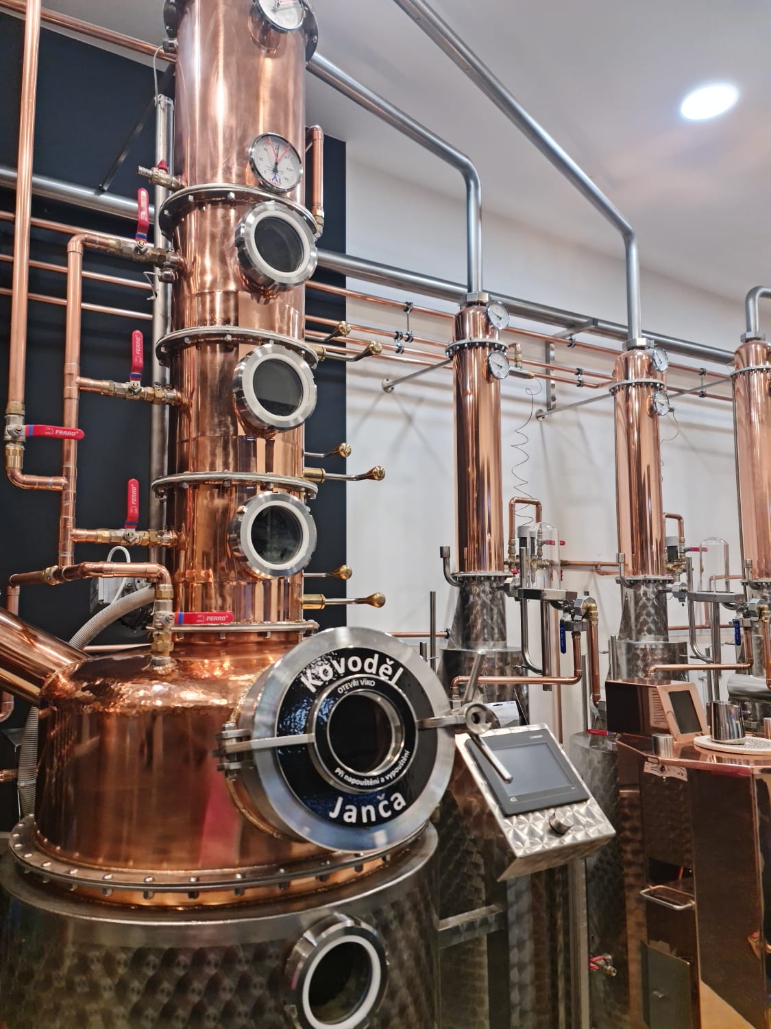 Pálenice U Dálnice - OLD DISTILLERY foto 4