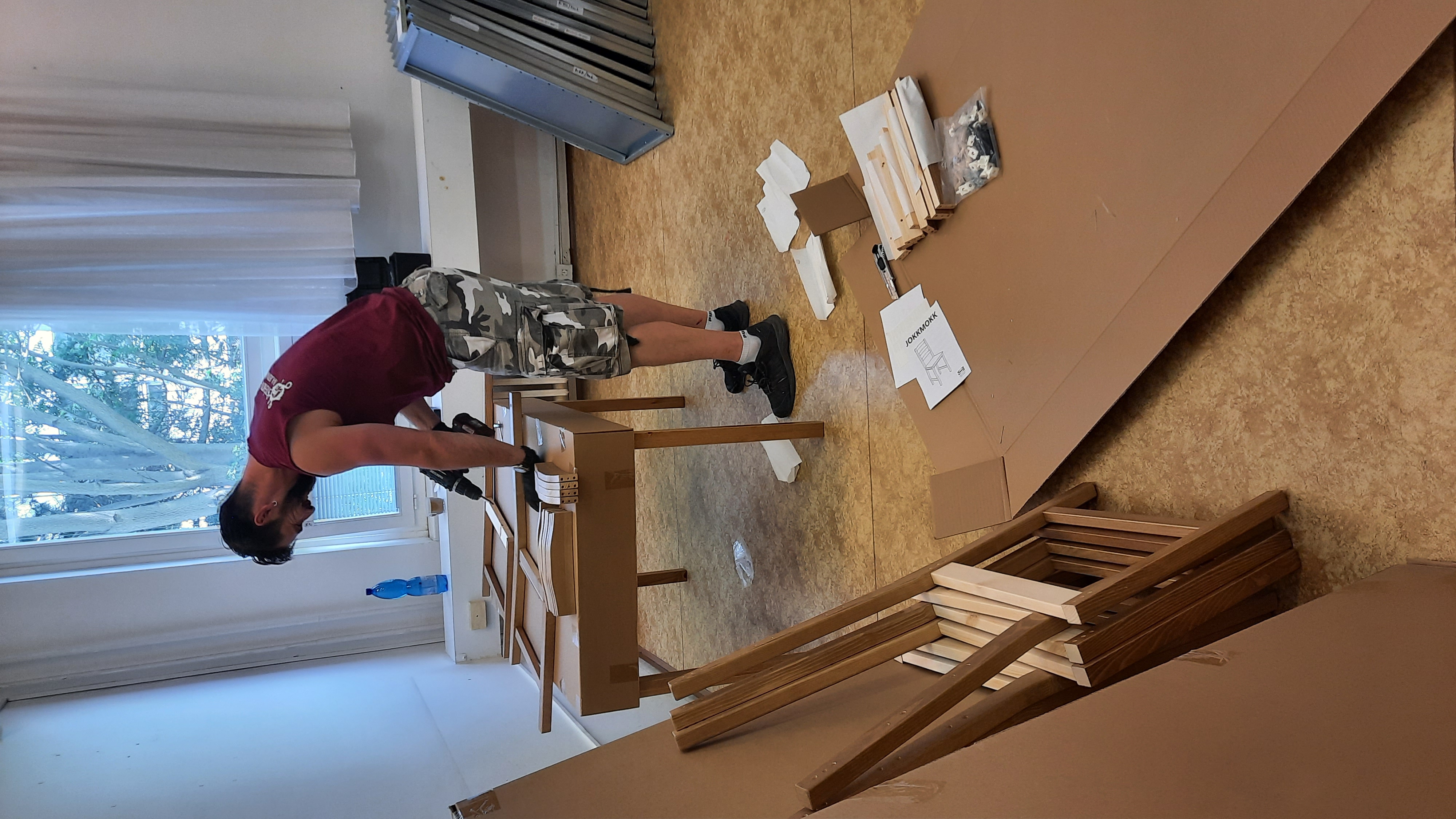 STĚHOVÁNÍ NA JEDNIČKU foto 4