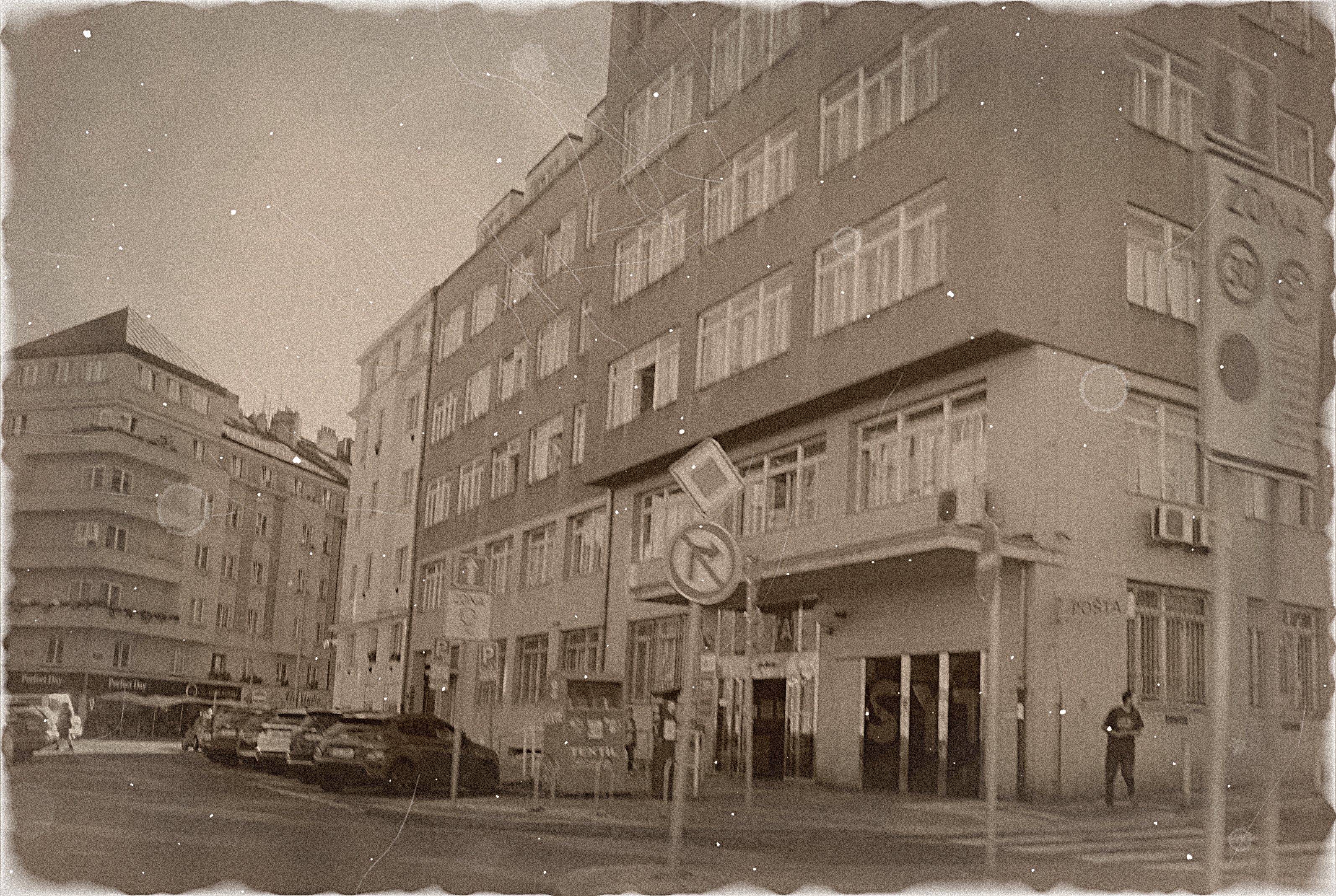 Pošta Praha 6 foto 2