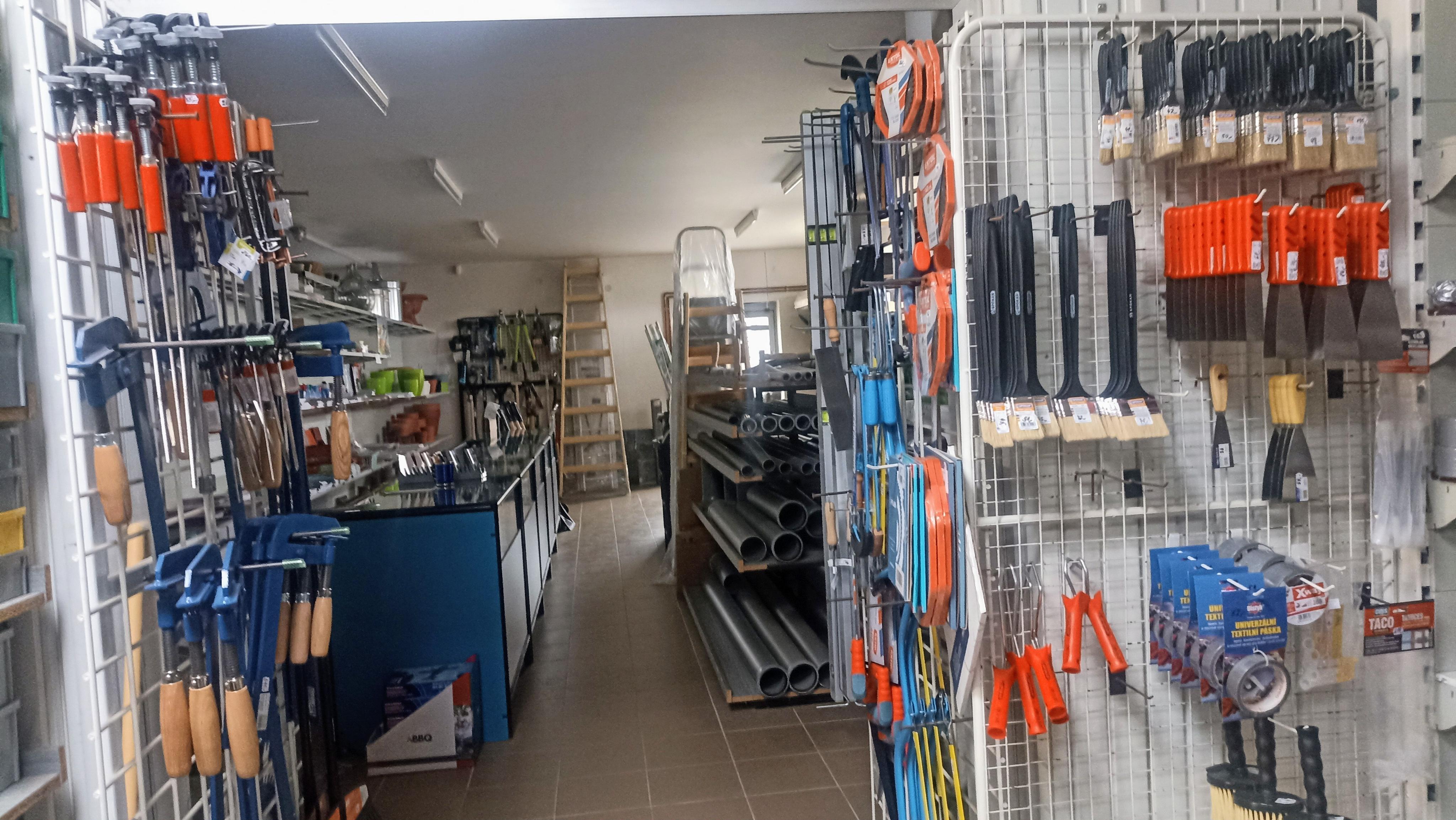 Železářství-domácí potřeby-papírnictví foto 3