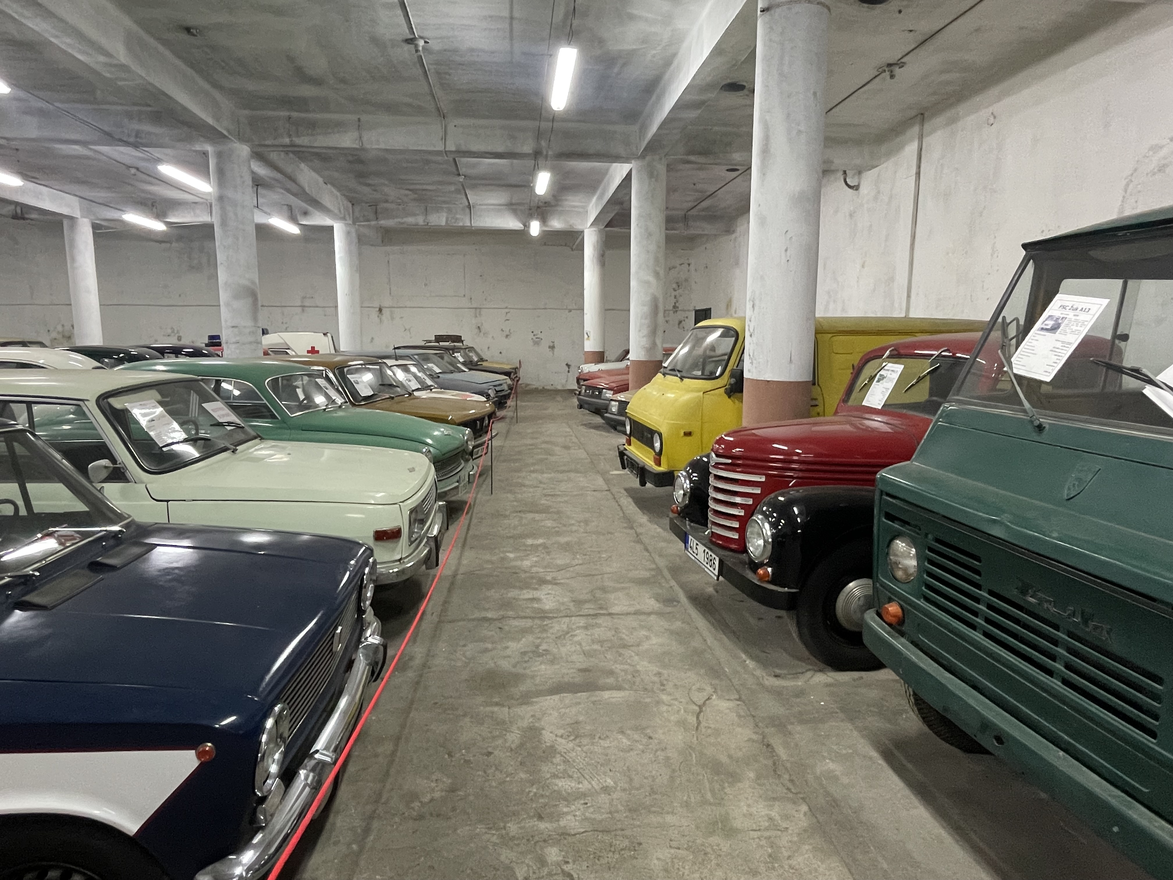 Muzeum socialistických vozů foto 4