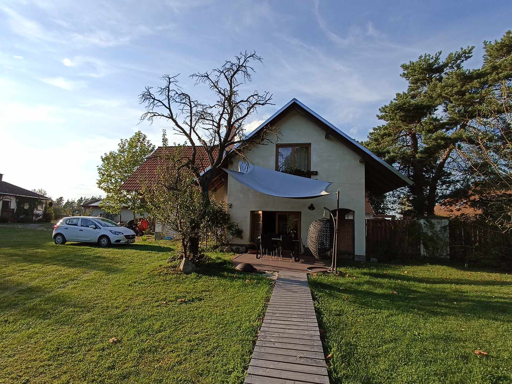 Vejminek na farmě u koní foto 2