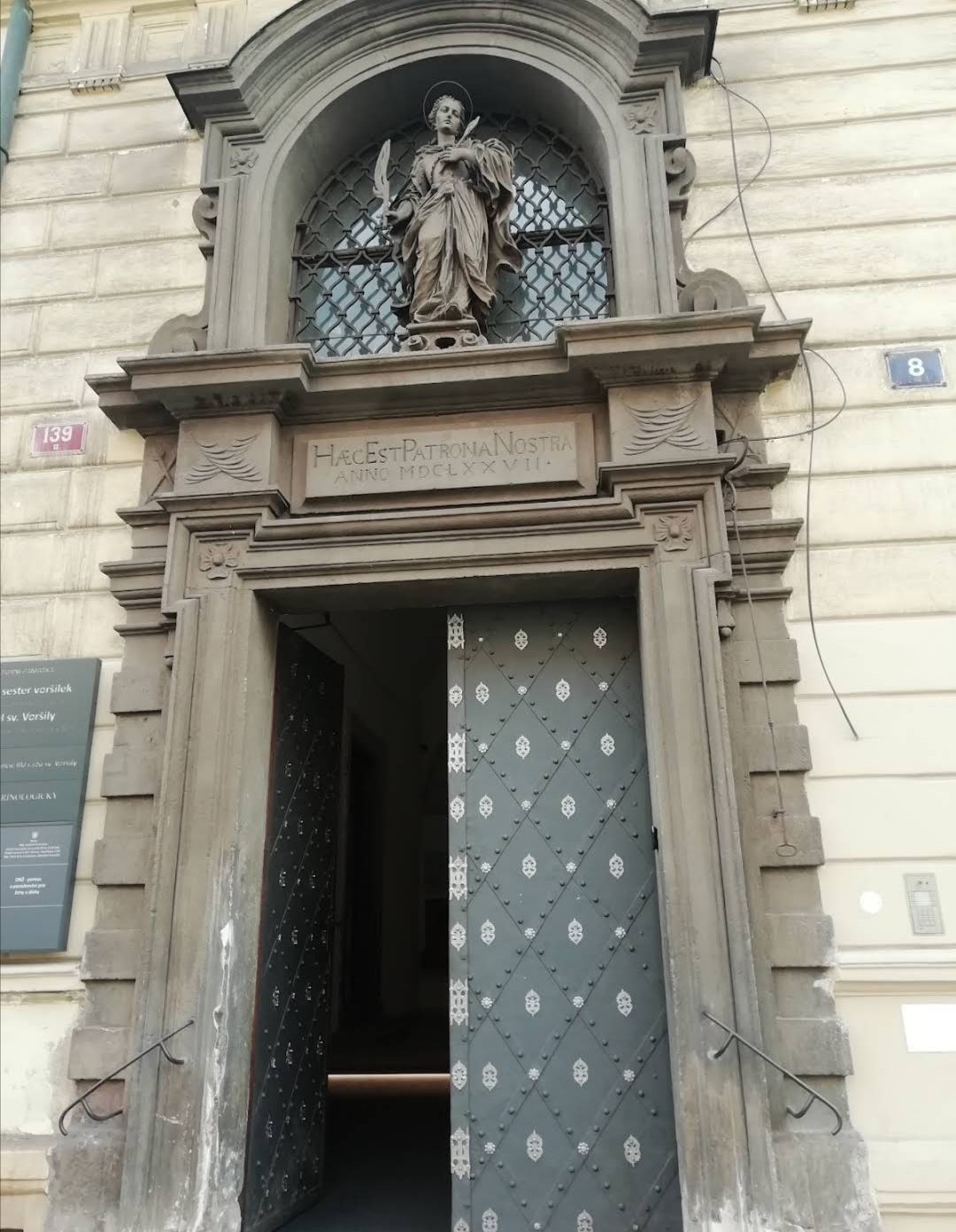 Endokrinologický ústav foto 5