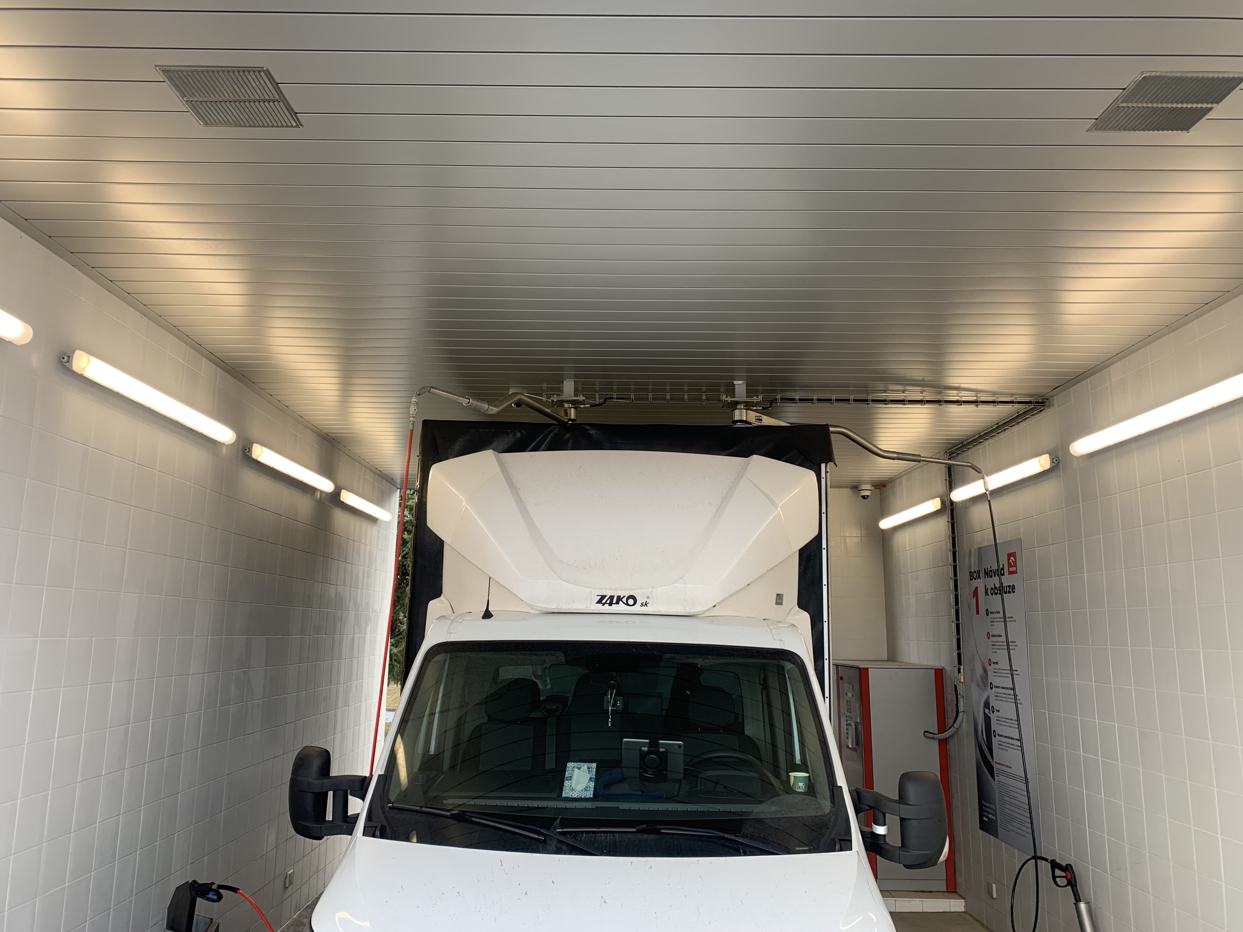 Mycí linka ORLEN foto 2