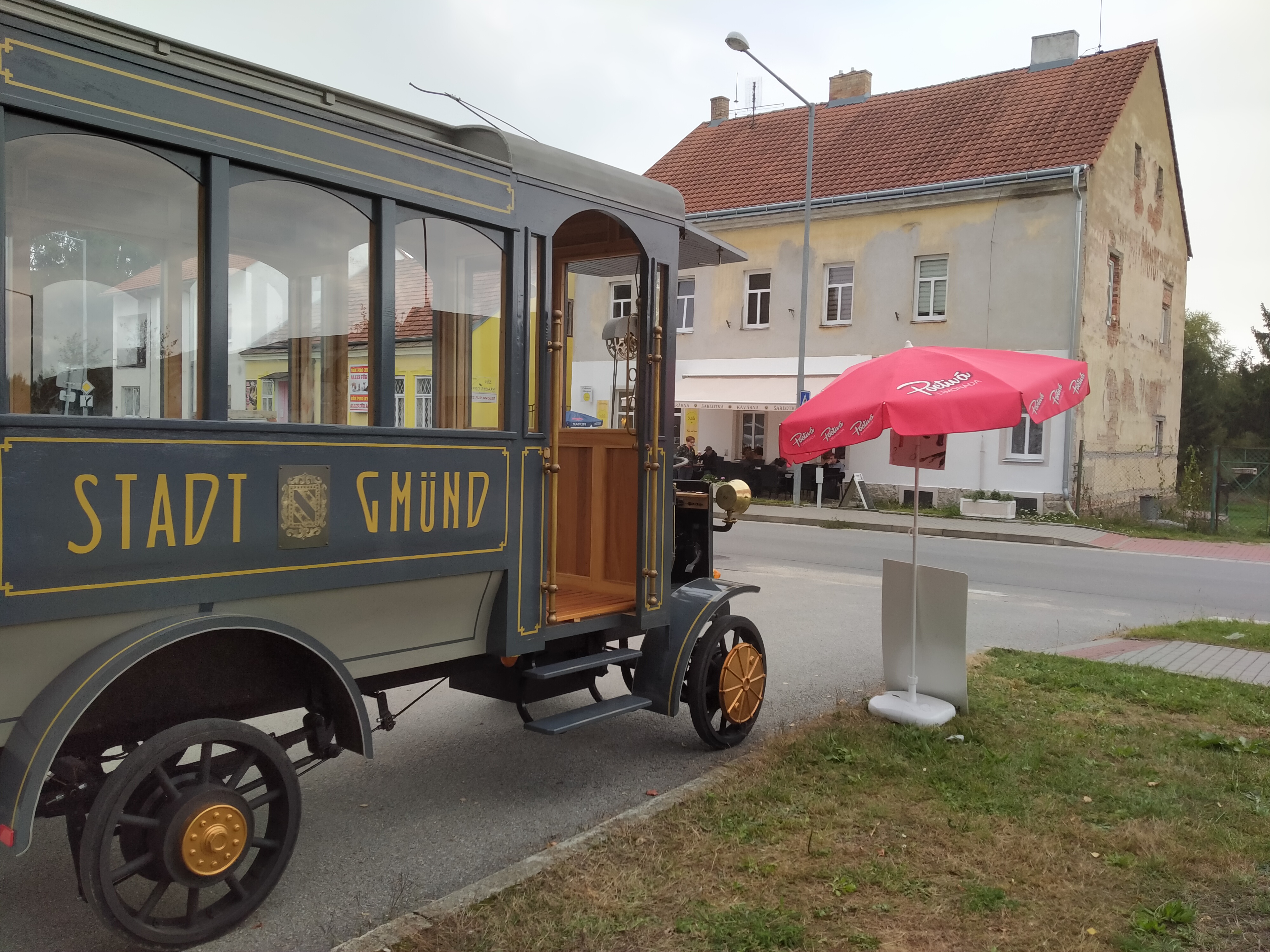 Rodinná cukrárna a kavárna Šarlotka foto 5