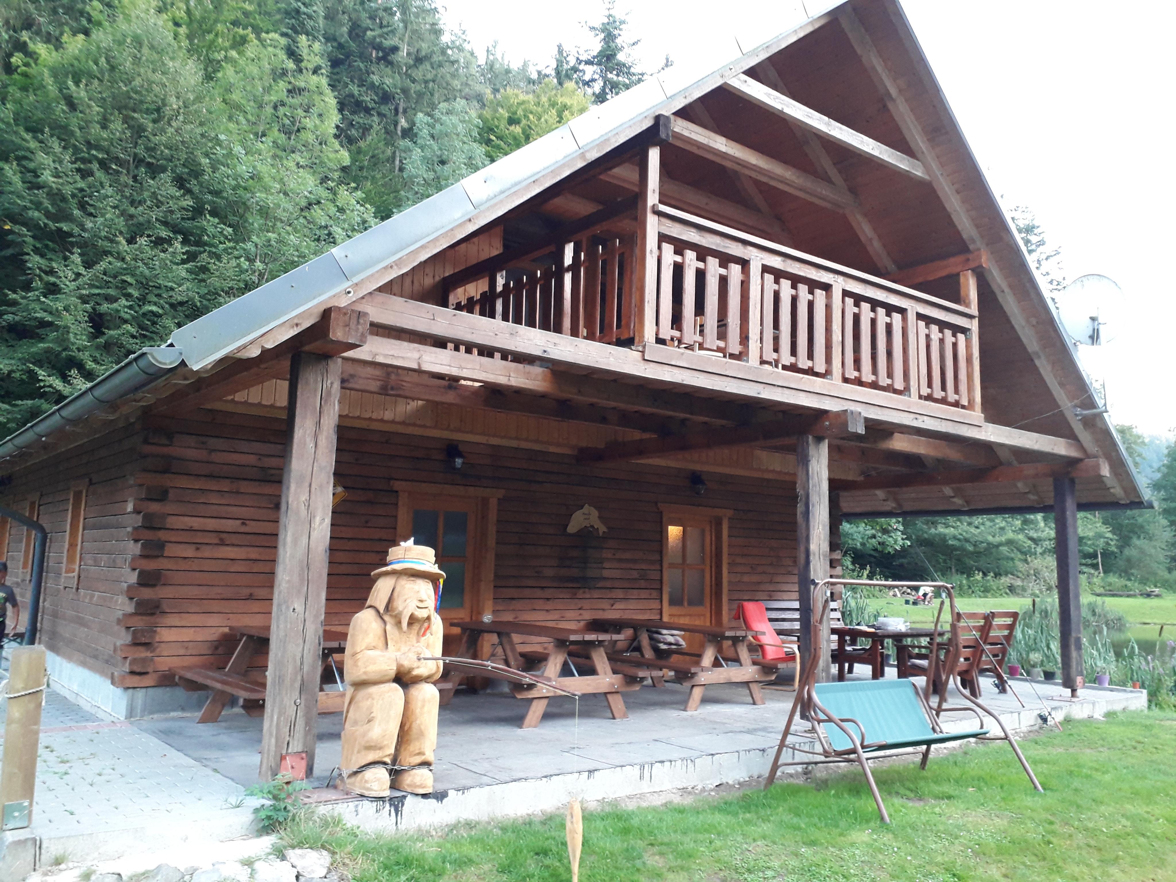 Zážitkový rybolov rybník Bušák foto 3