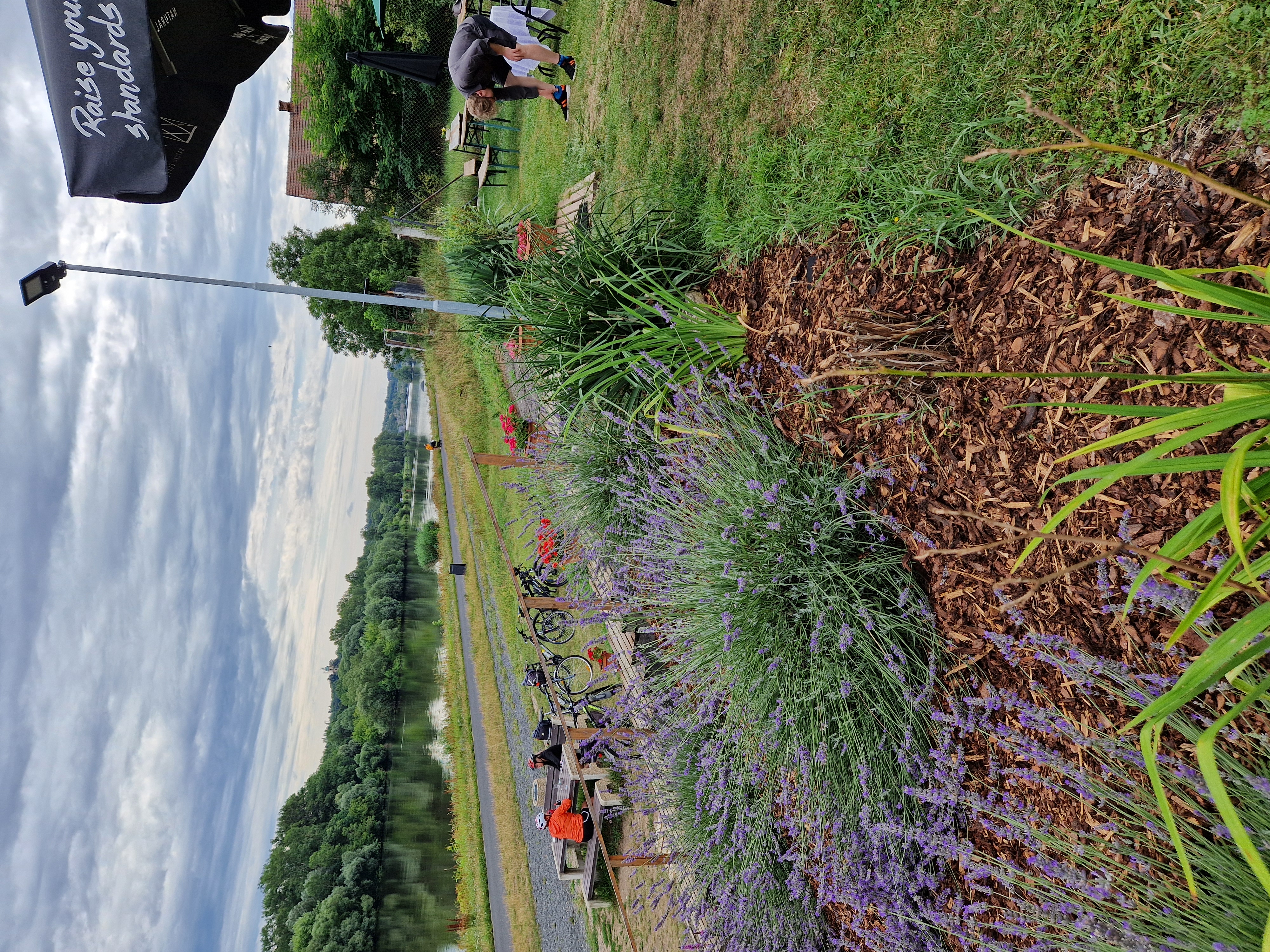 Stánek na chvilku foto 6