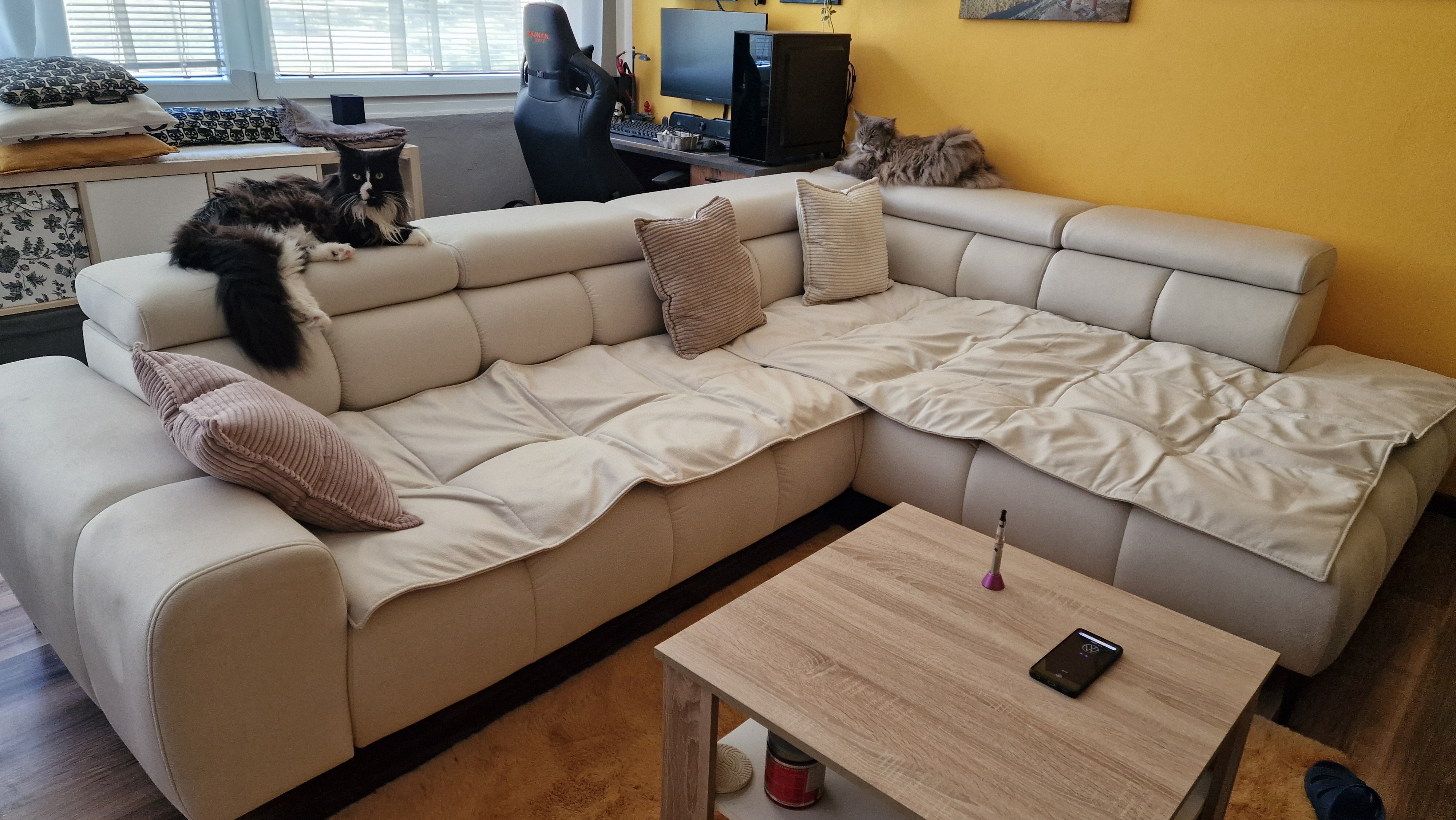 Lumax nábytek foto 2