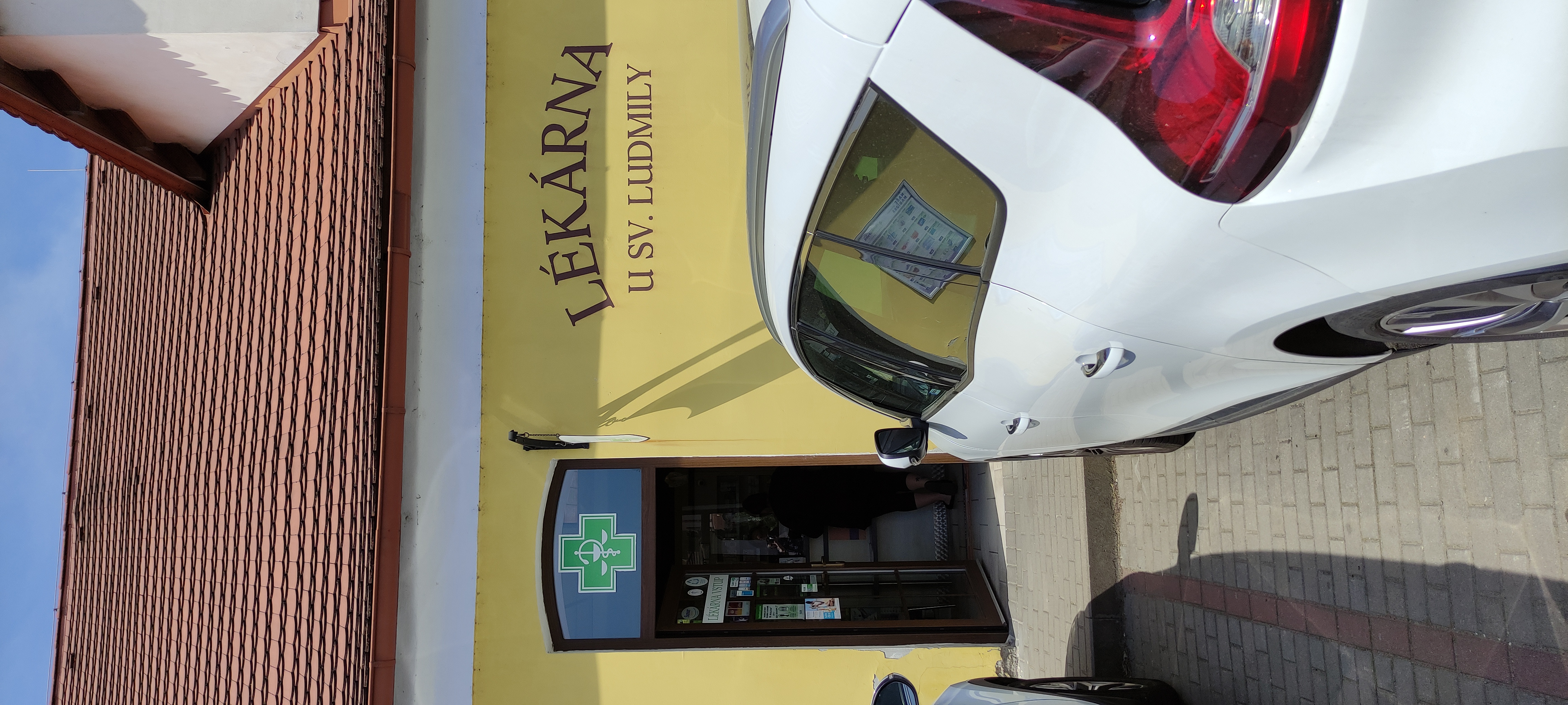 Lékárna u sv. Ludmily foto 3