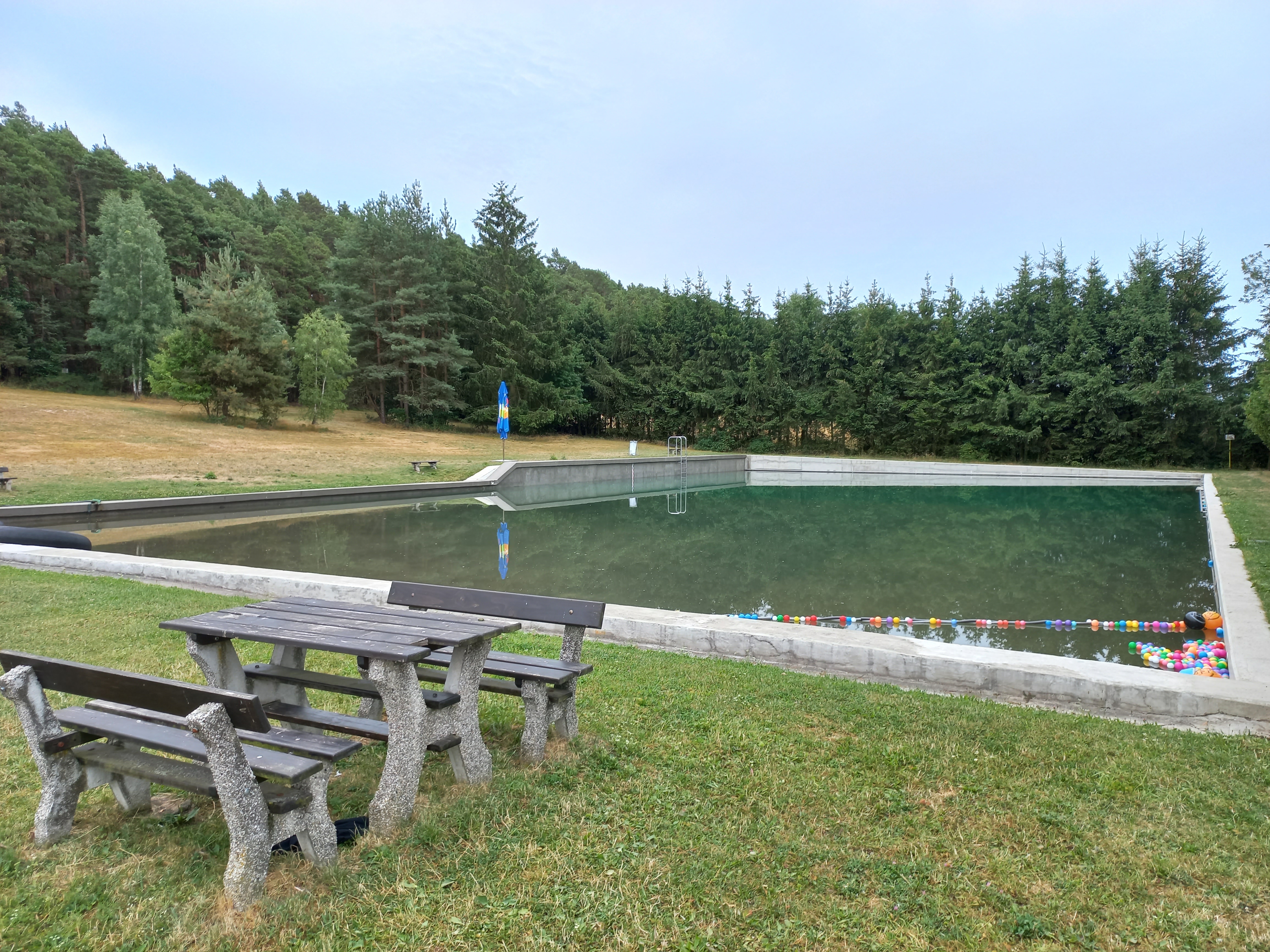 Koupaliště Mrtník foto 2