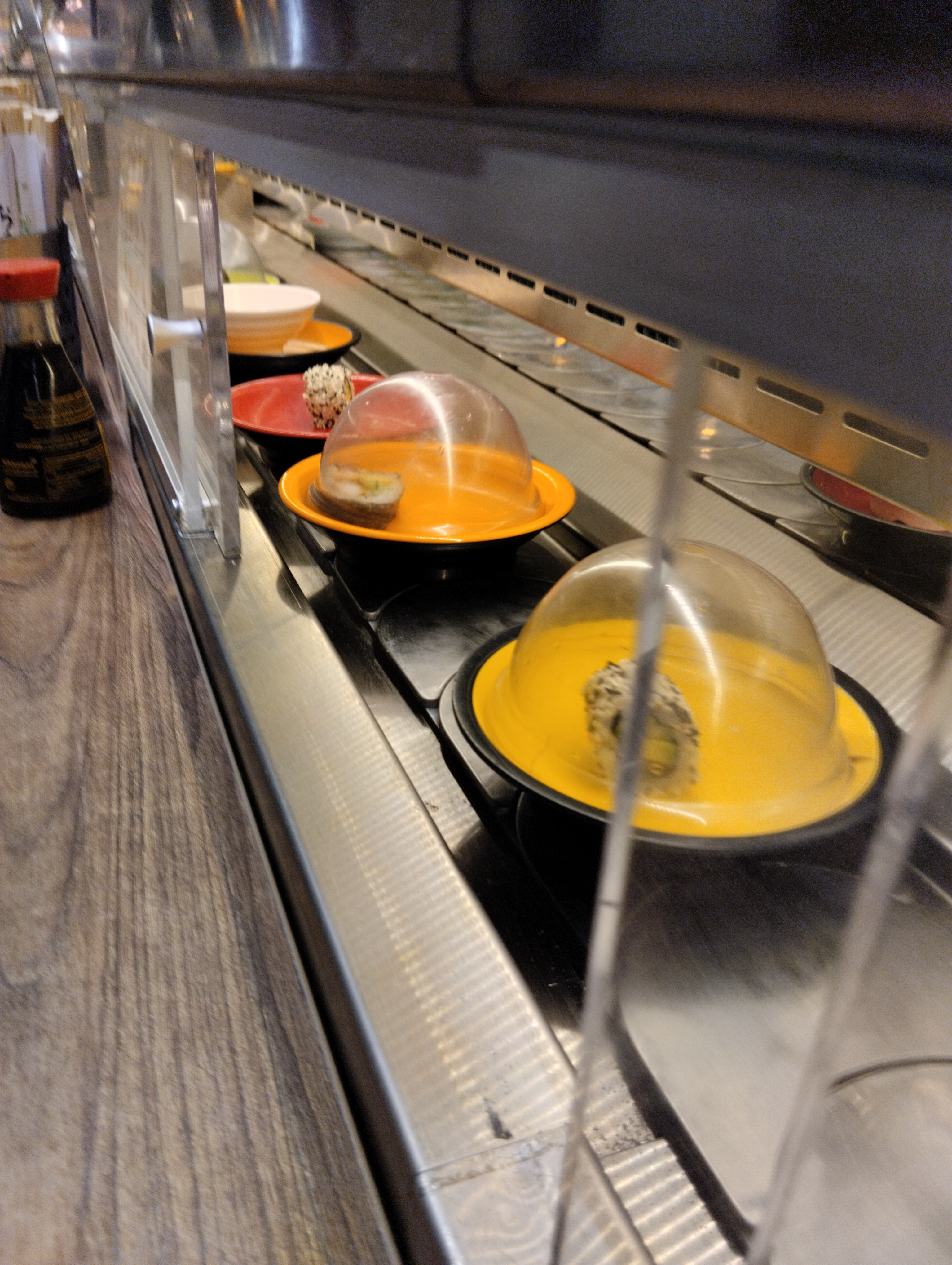 Guo running sushi wok foto 6