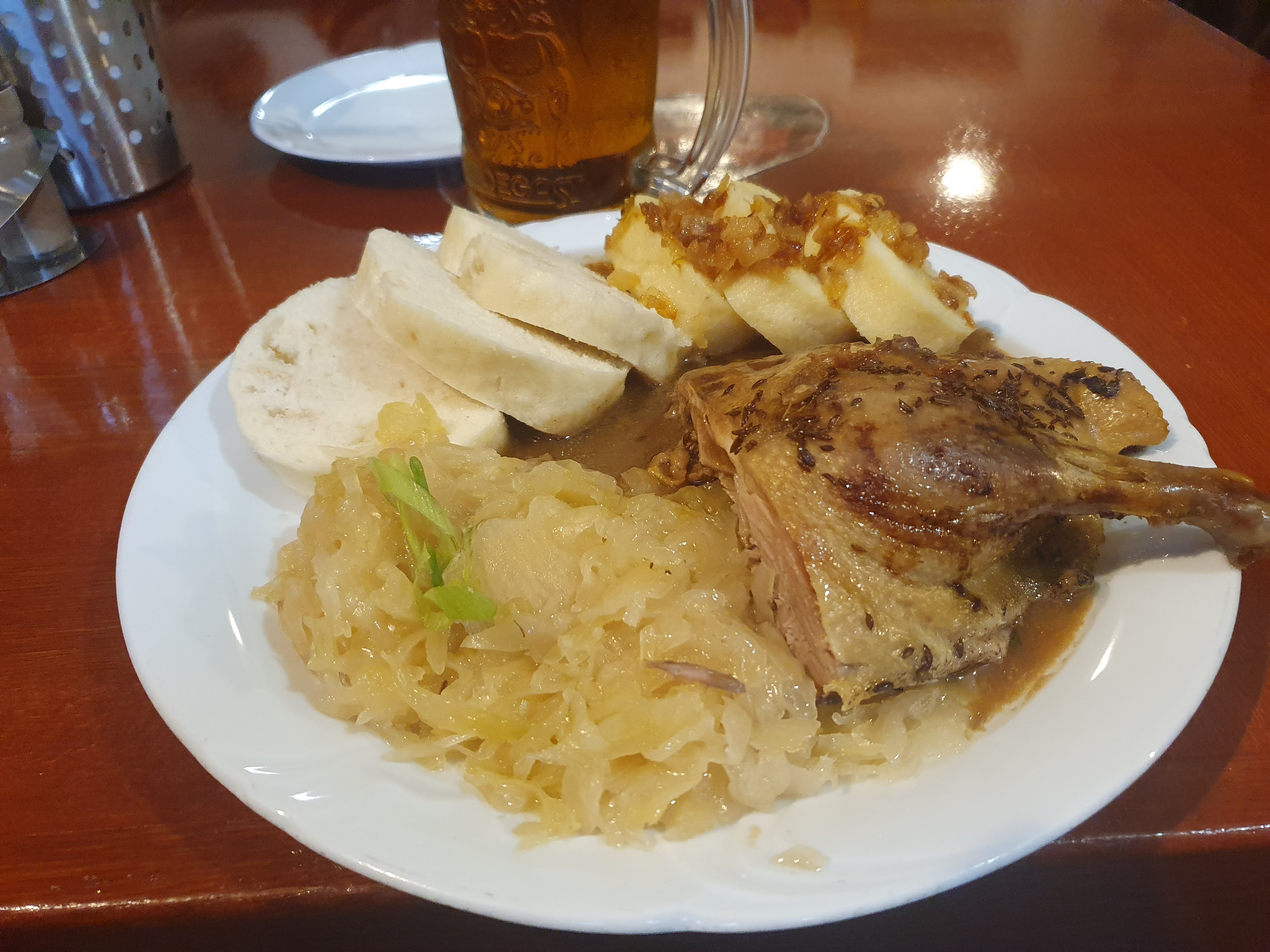 Penzion Vlčí Jámy - restaurace foto 3