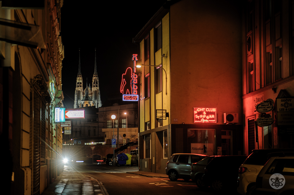 NIGHT CLUB BRNO ALIBABA foto 3