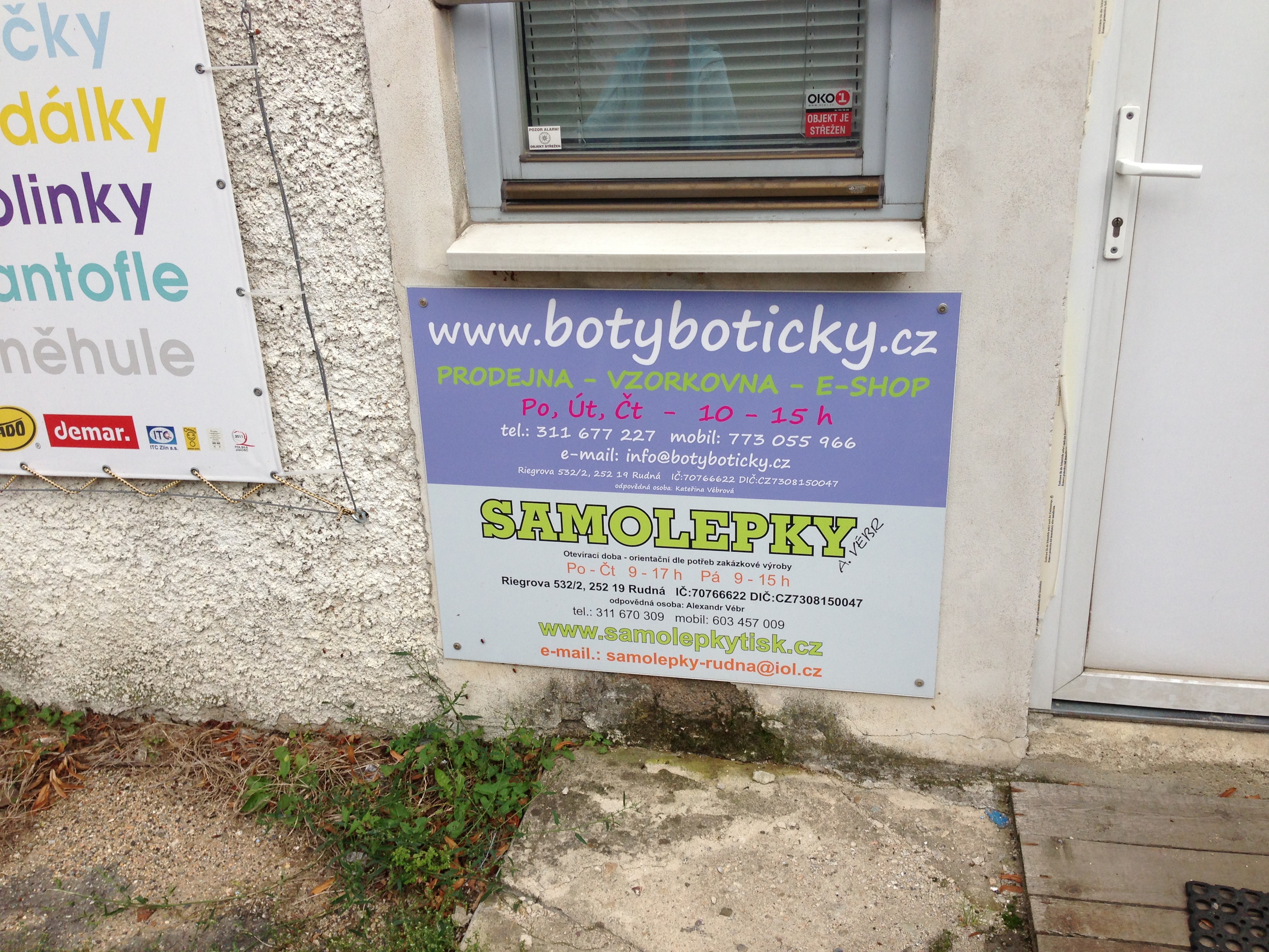 SAMOLEPKY A. Vébr foto 3