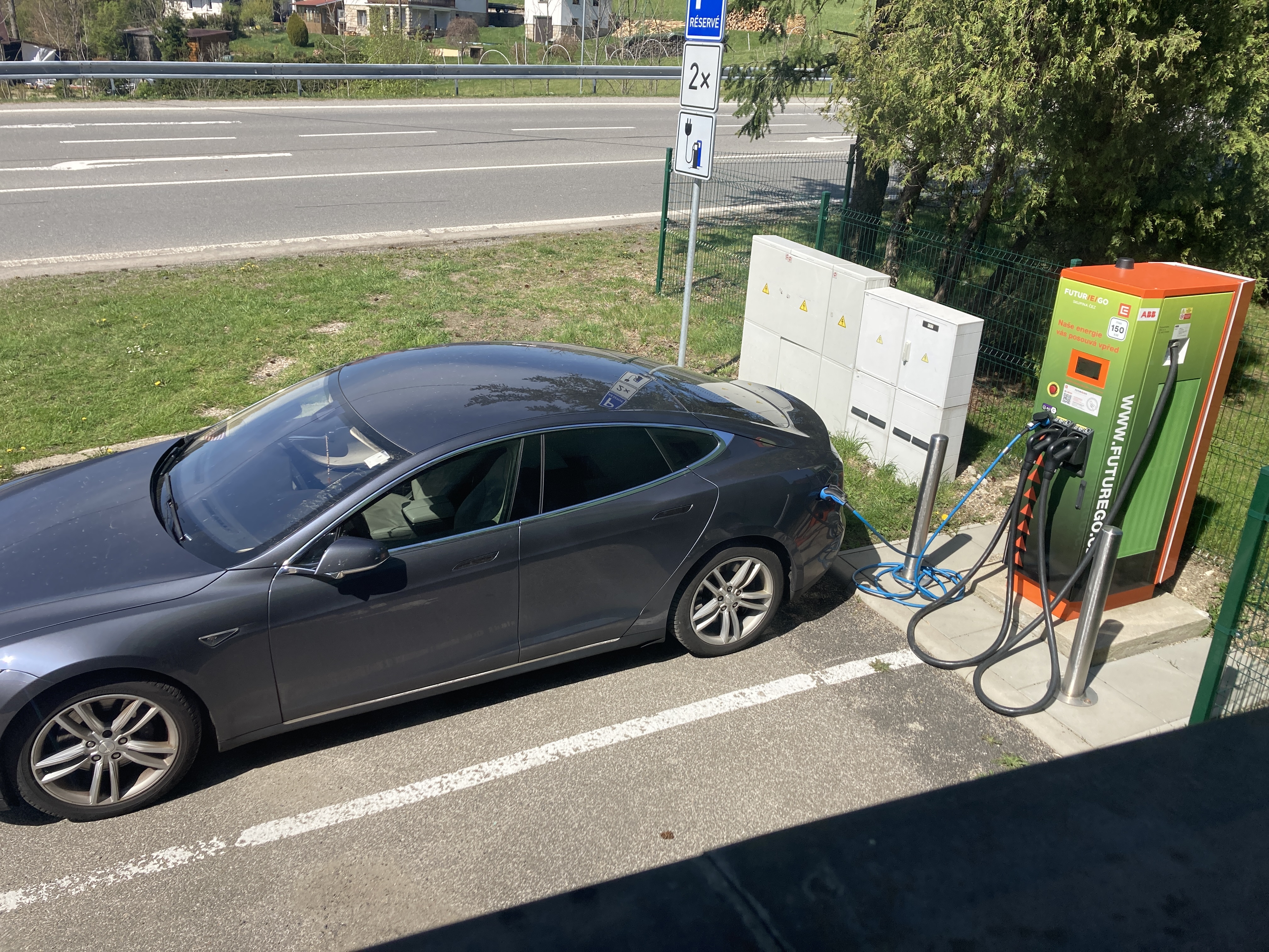 Nabíjecí stanice ČEZ foto 4