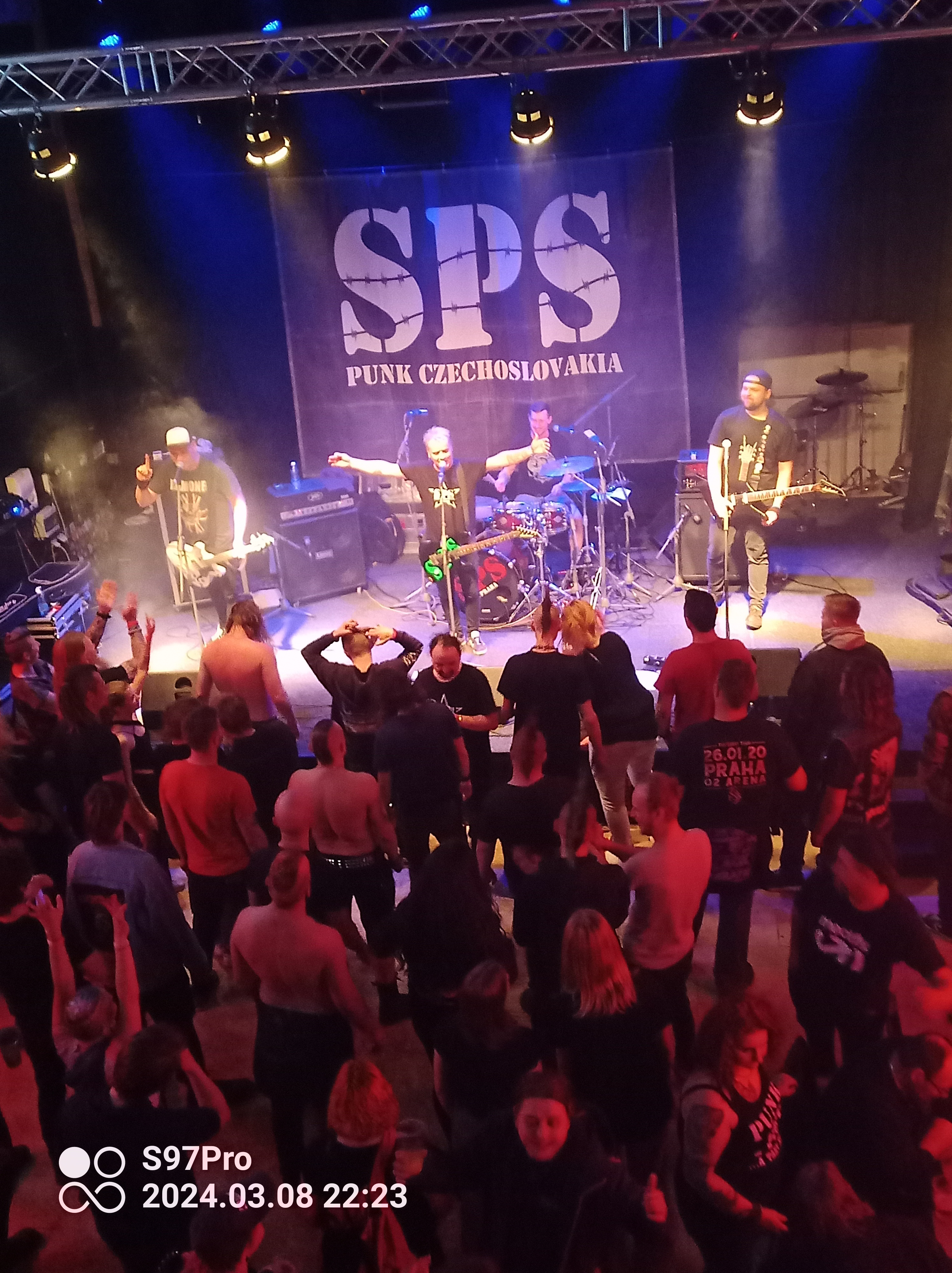 Alternativní klub TYJÁTR foto 3