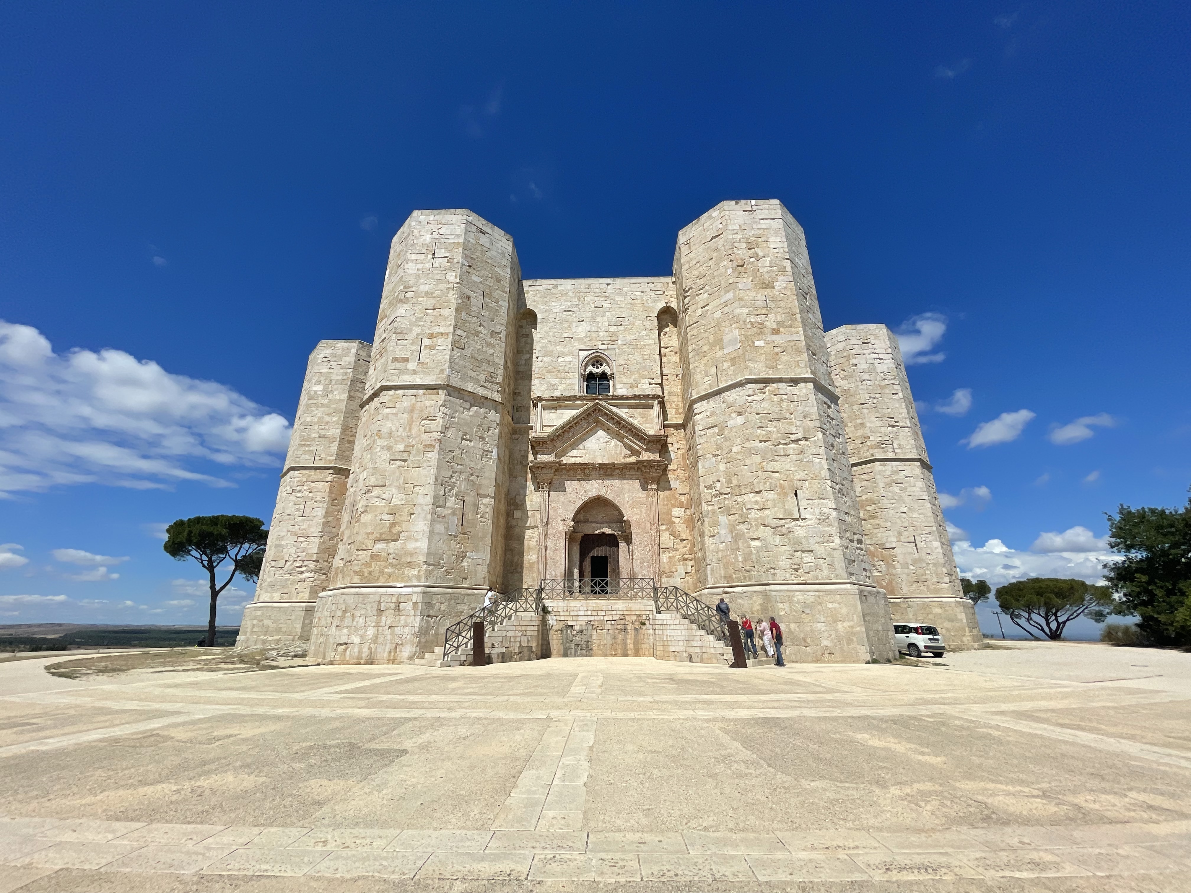 SpimKdeChci - půjčovna aut a dodávek na spaní foto 4