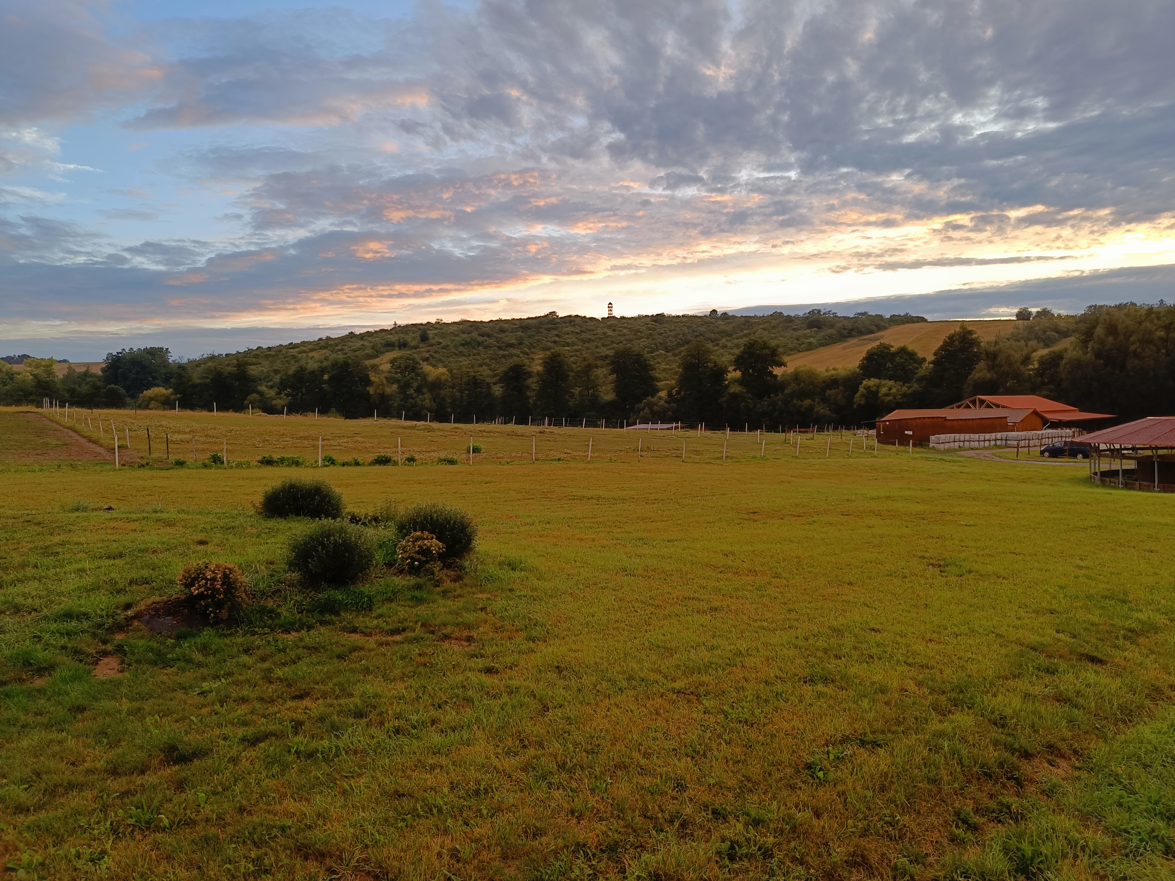 Grunt Galatík foto 3