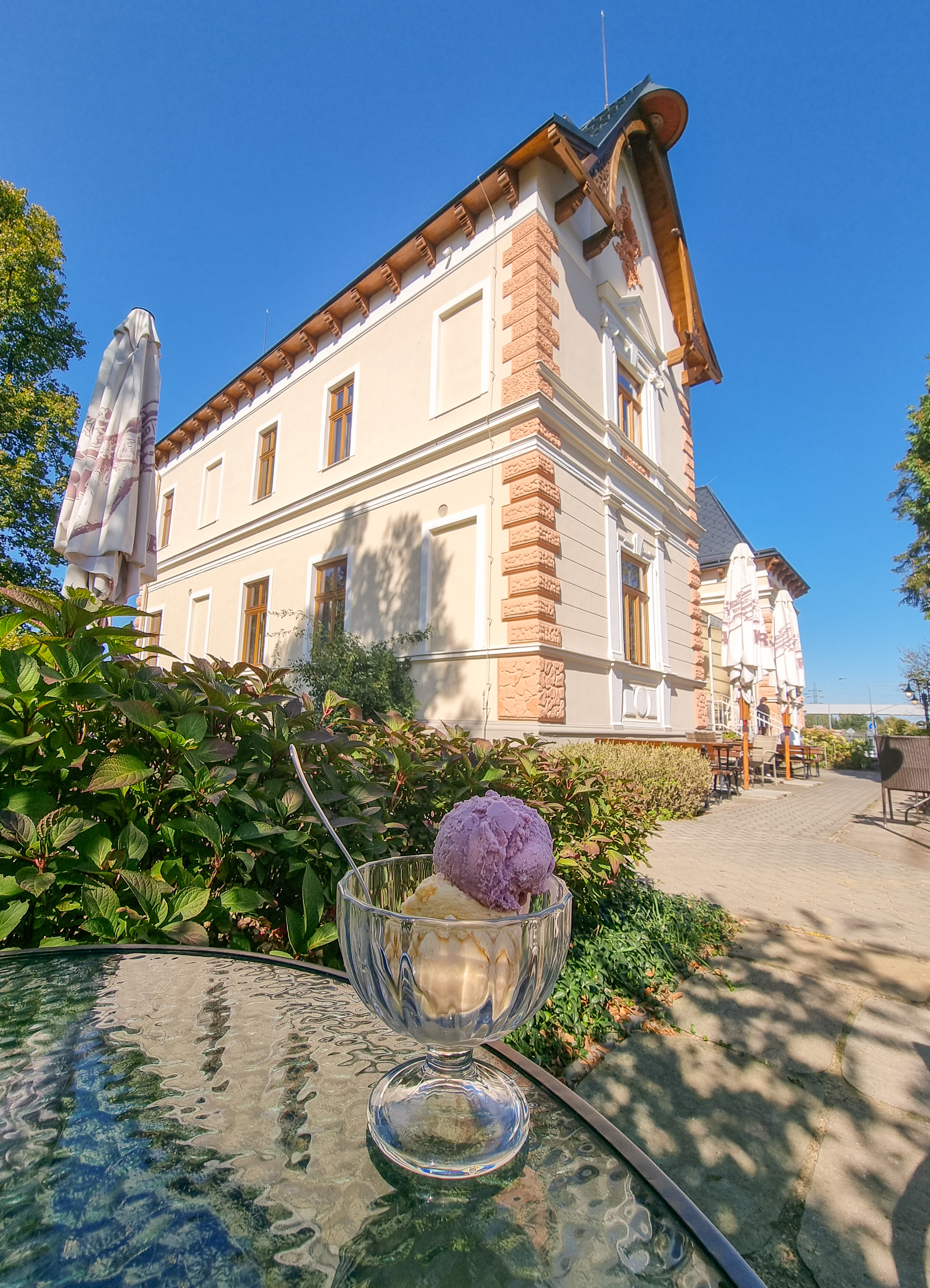 Vila Machů kavárna foto 2
