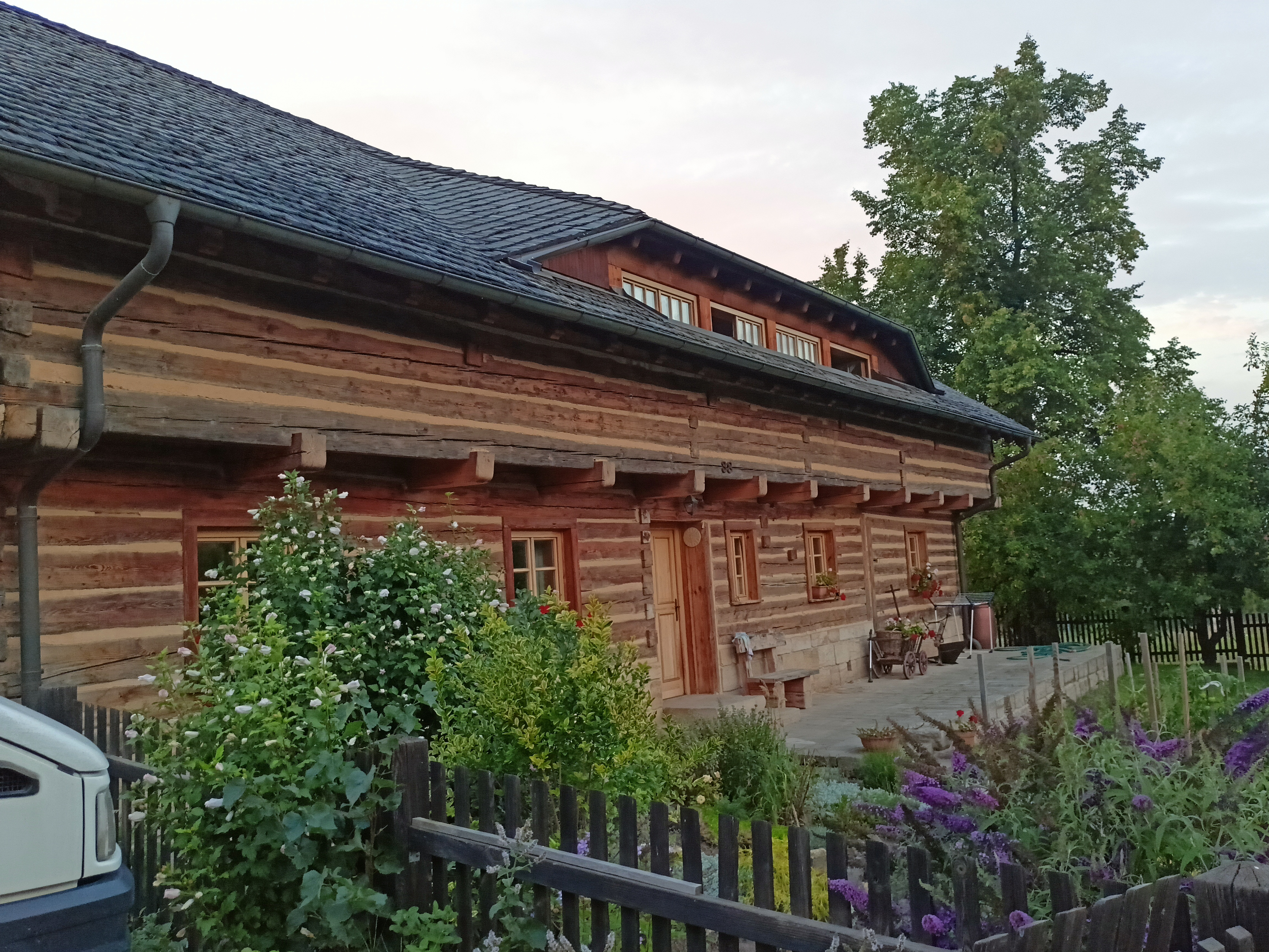 Roubenka U Huvarů foto 4
