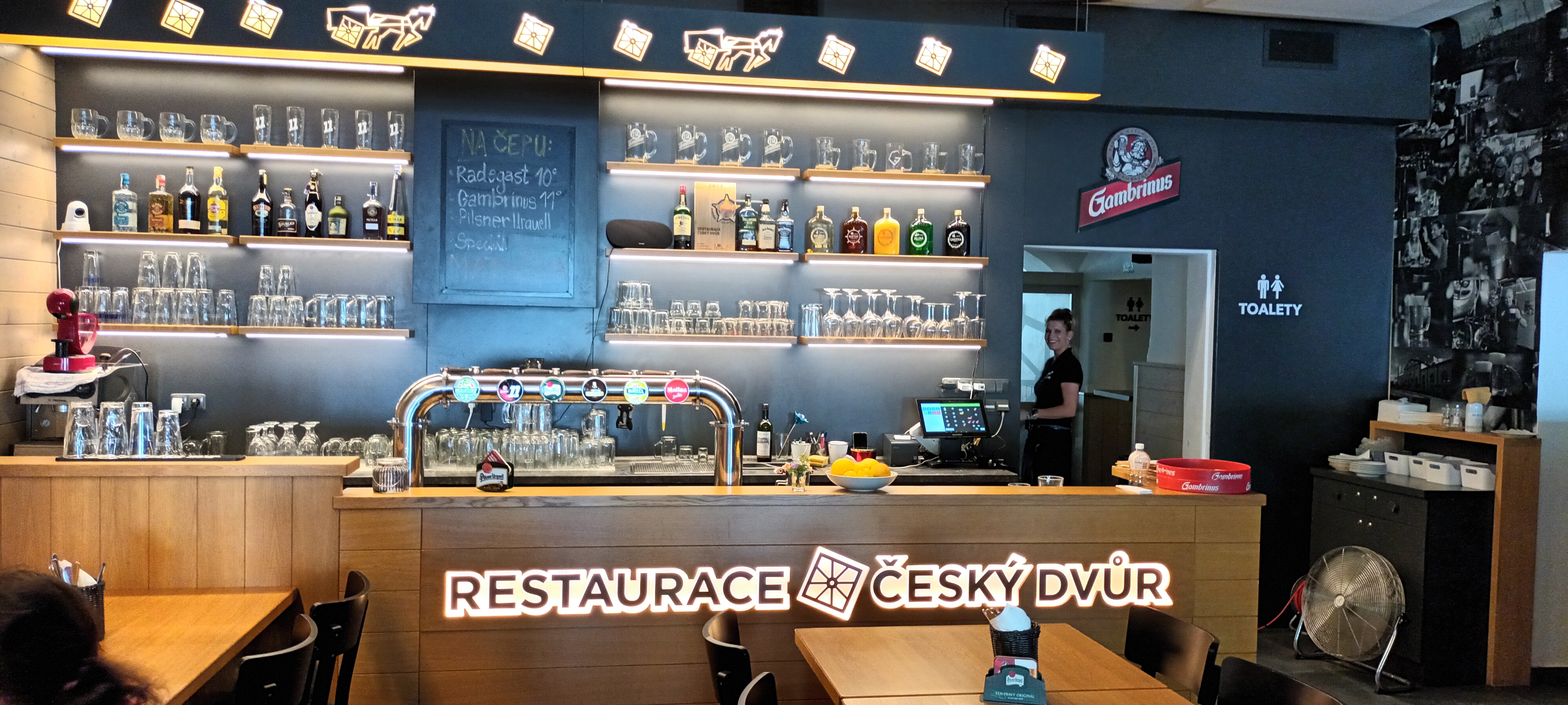 Restaurace Český Dvůr foto 3