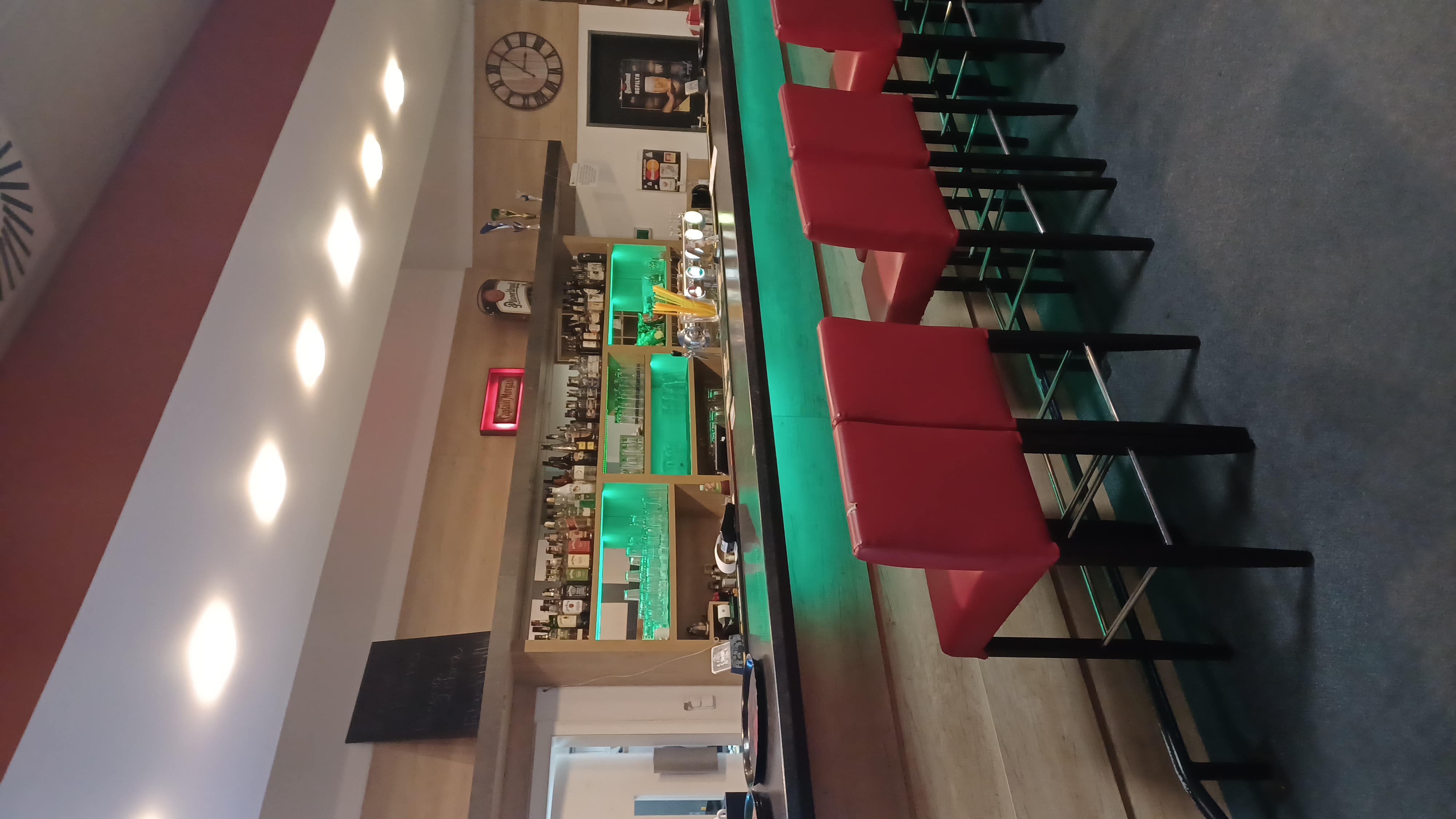 Bowling a restaurace Kopřivnice foto 4