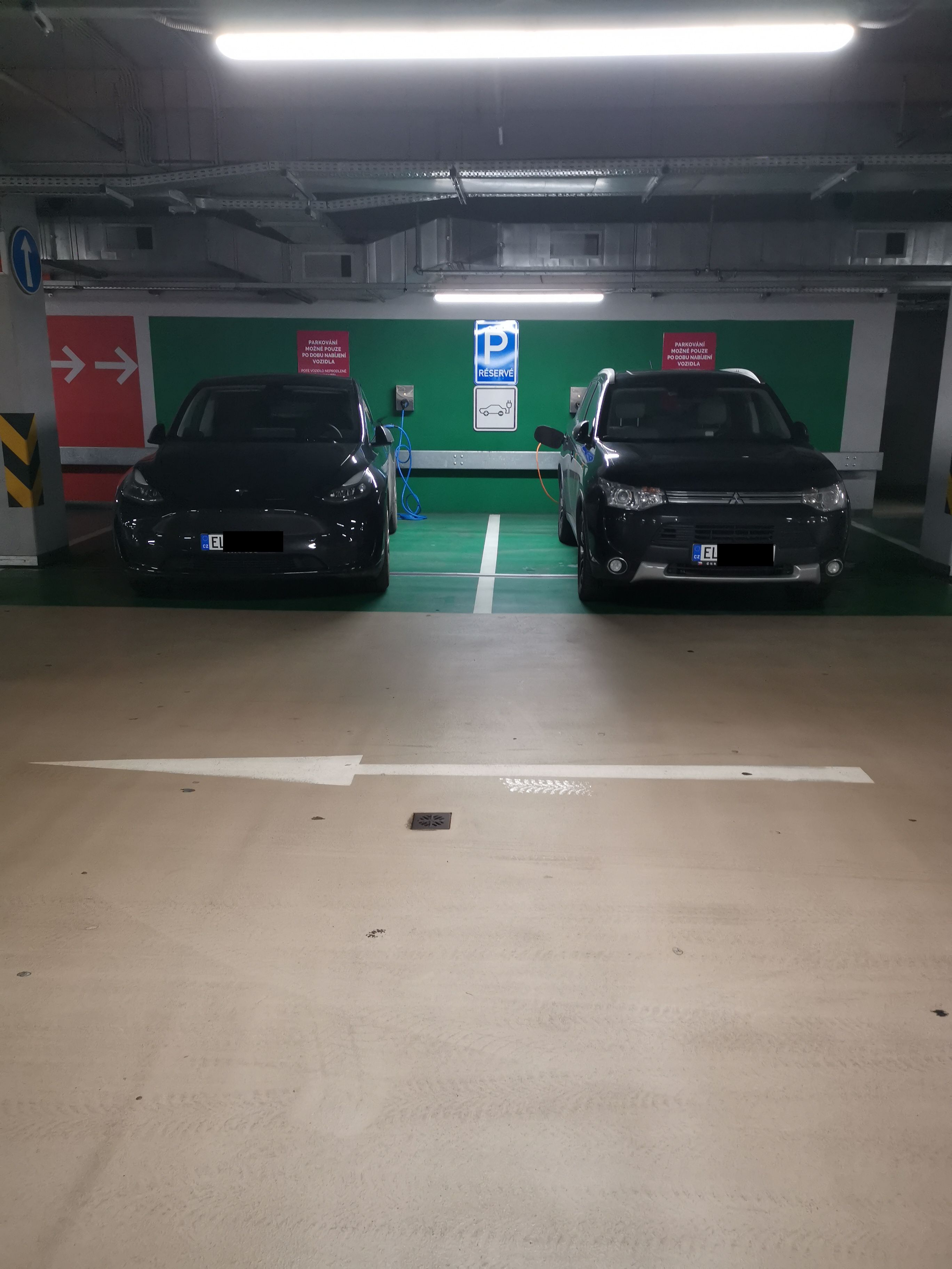 EVSELECT s.r.o. - Nabíjecí stanice foto 3