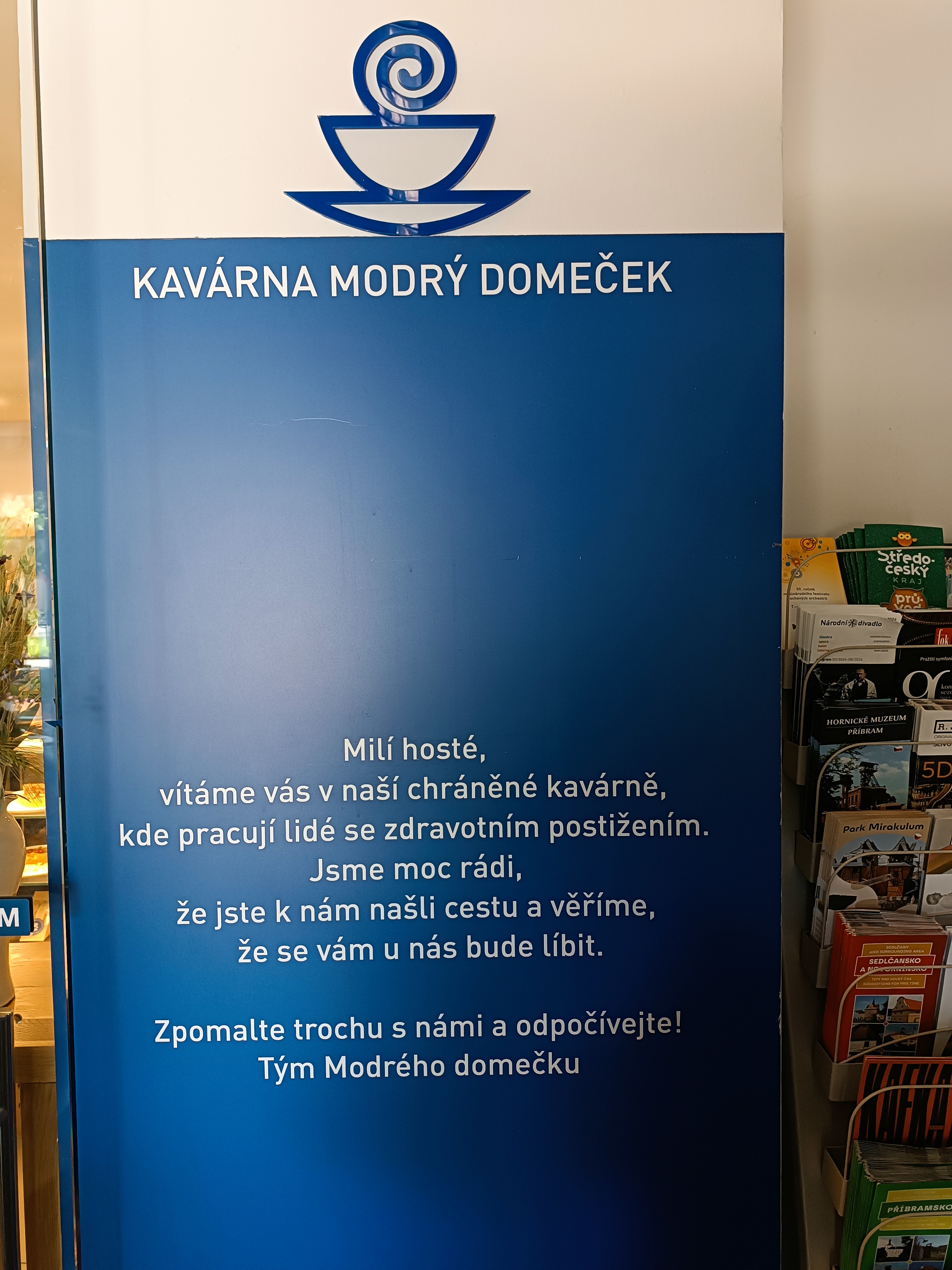 Kavárna Modrý domeček foto 3