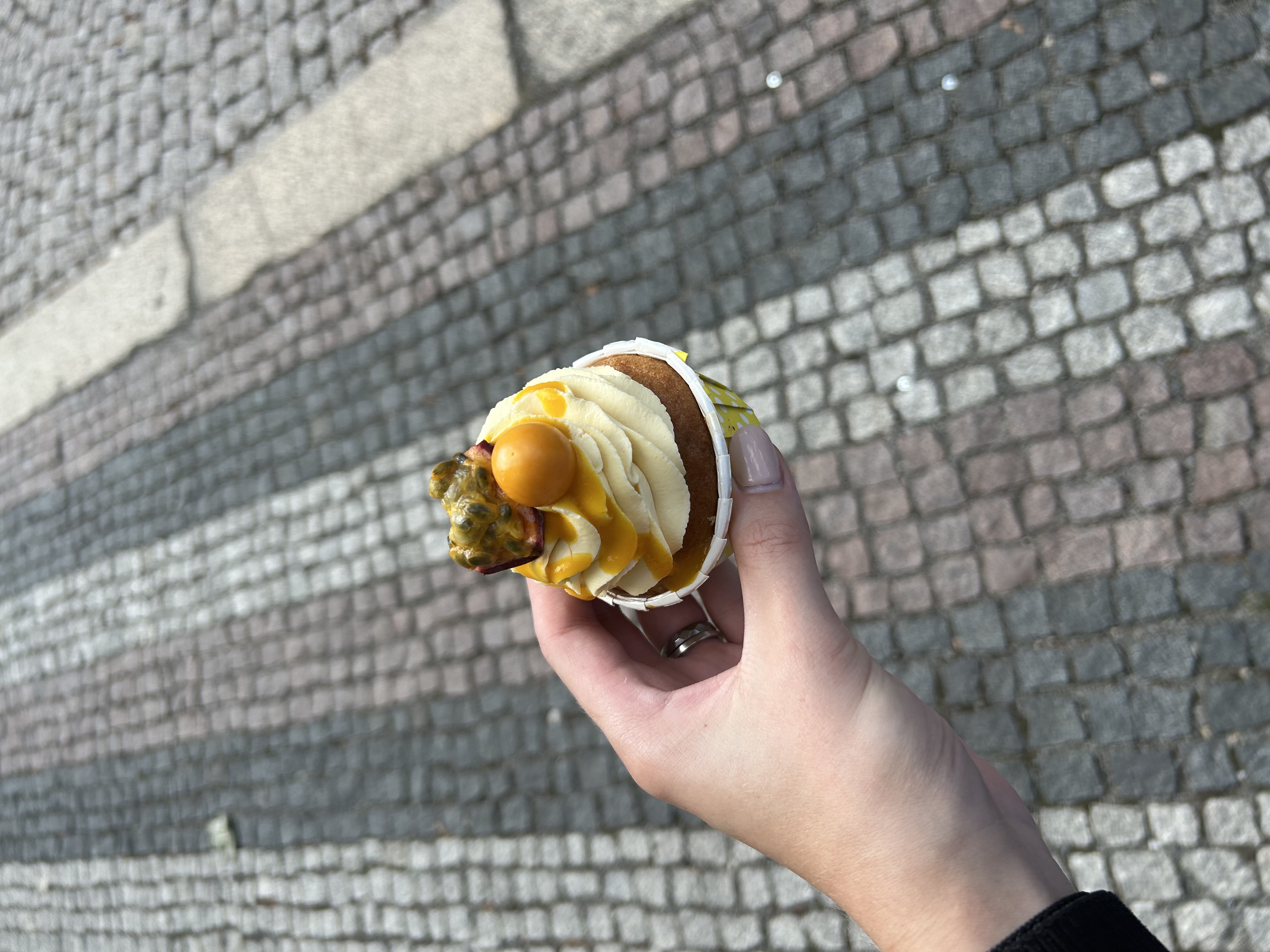 Holka s buchtou foto 6