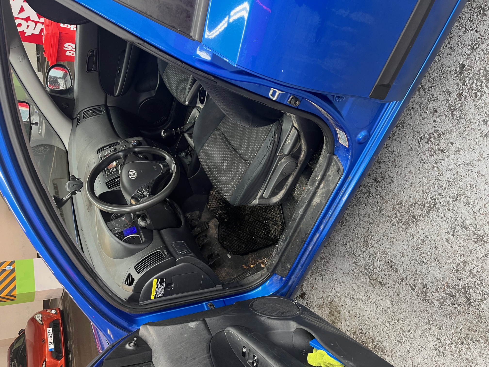 AUTOMYČKA Express | OC Central Kladno foto 5