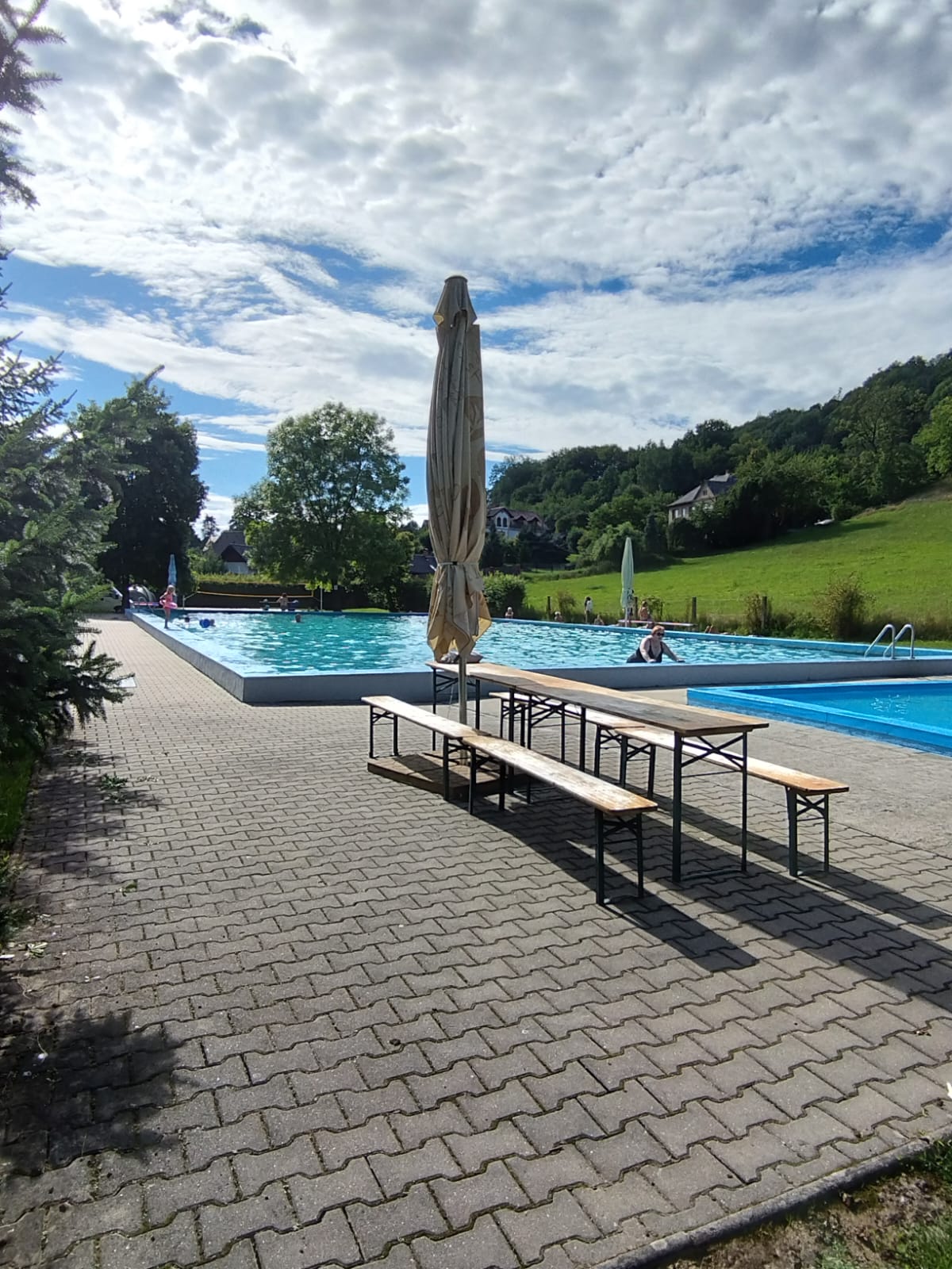 AUTOKEMP KACANOVY - koupaliště foto 3