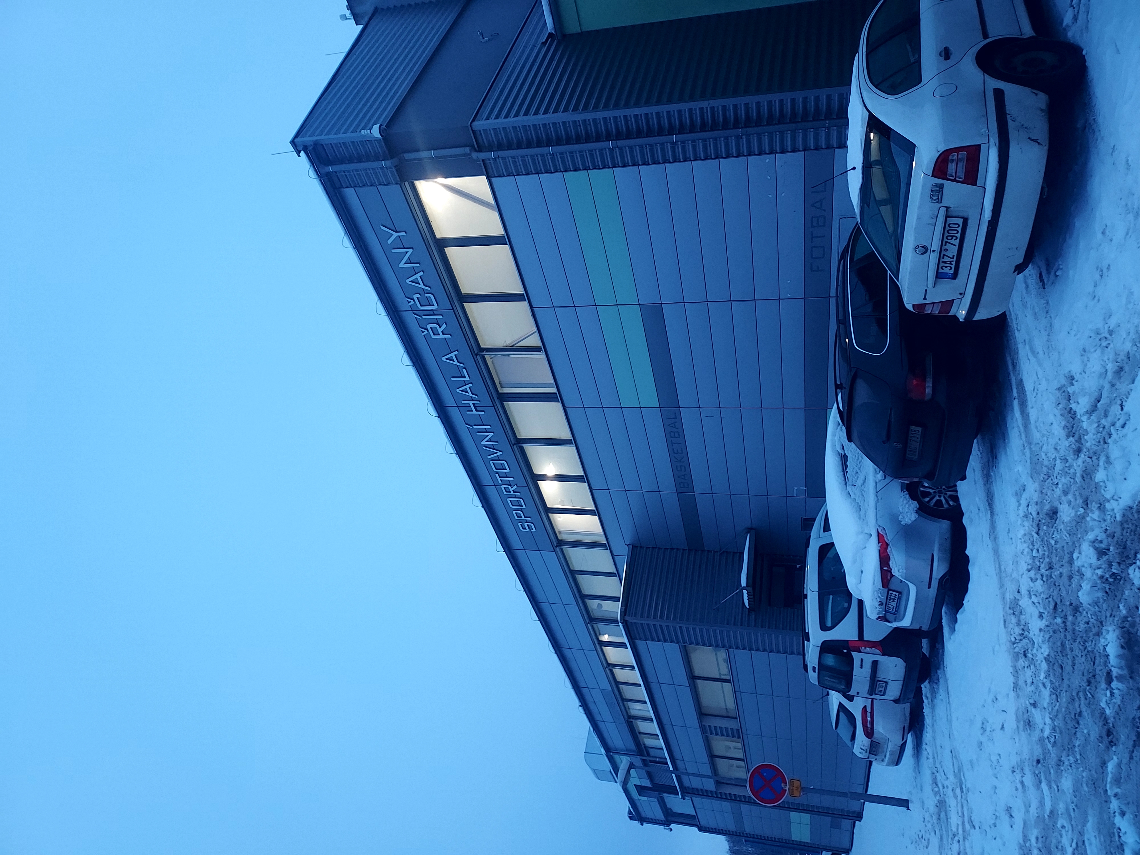 Sportovní hala Říčany foto 2