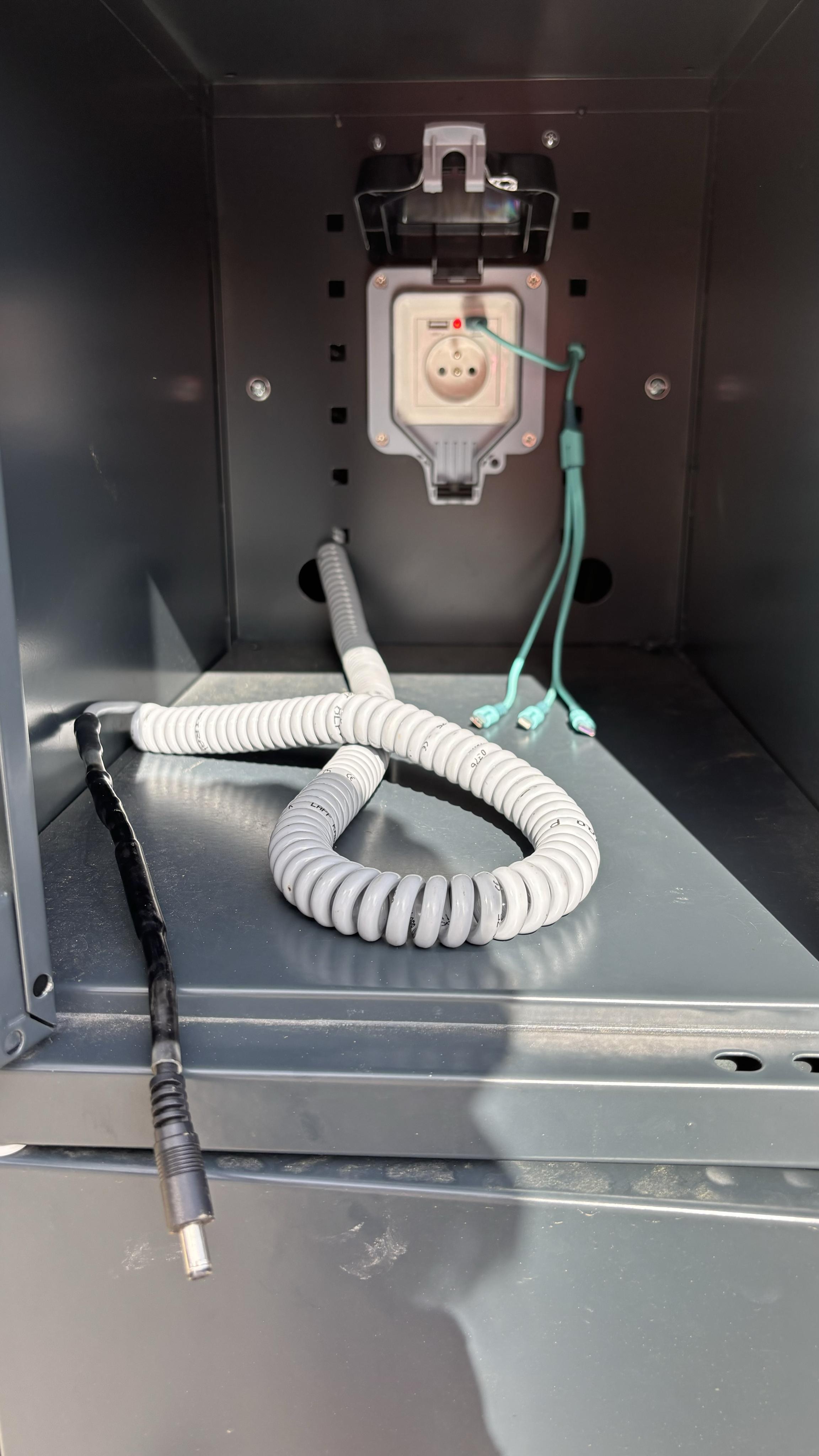 Nabíjecí stanice pro elektrokola foto 2