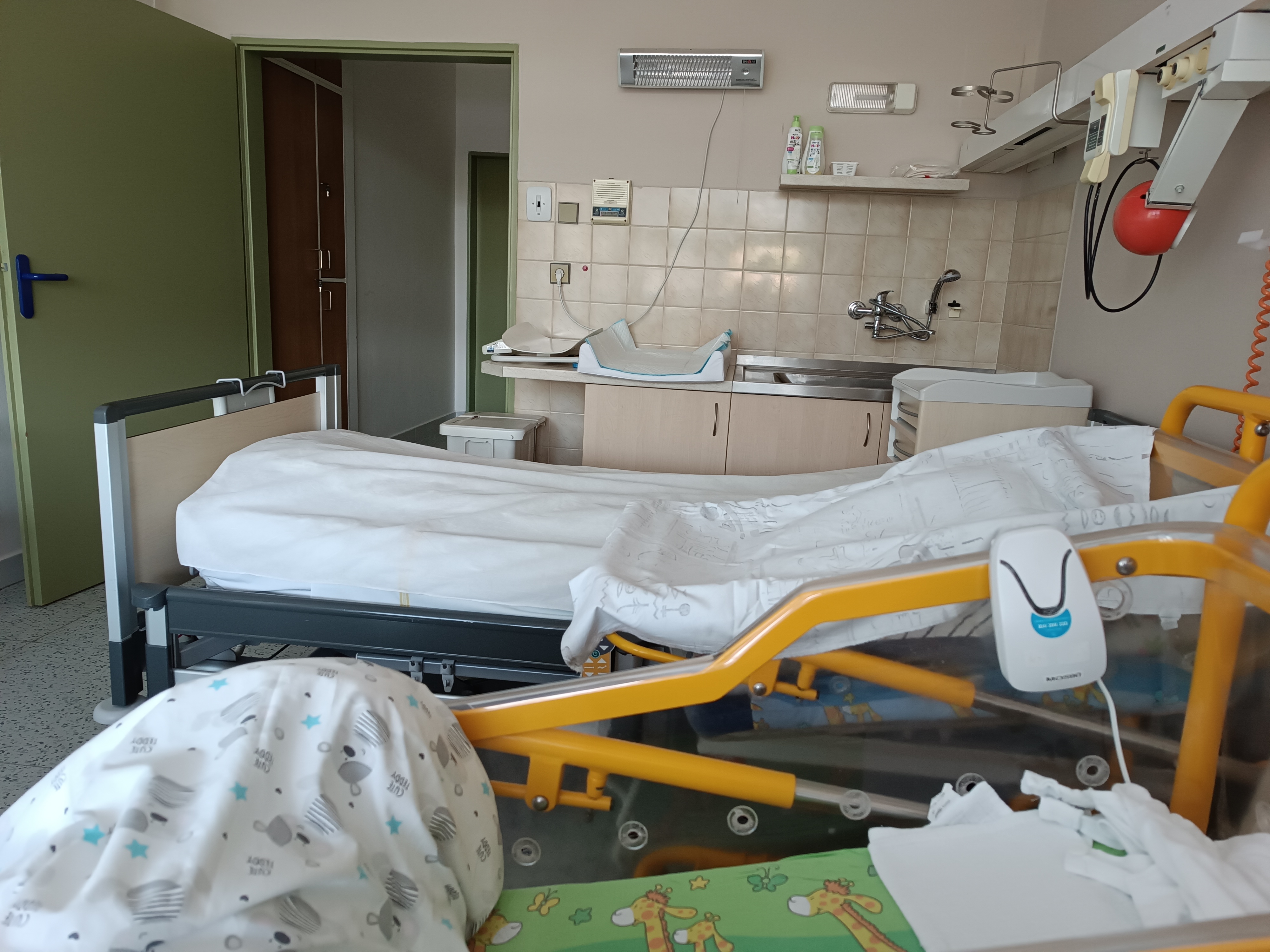 Gynekologicko-porodnické oddělení - Krajská nemocnice T. Bati foto 1