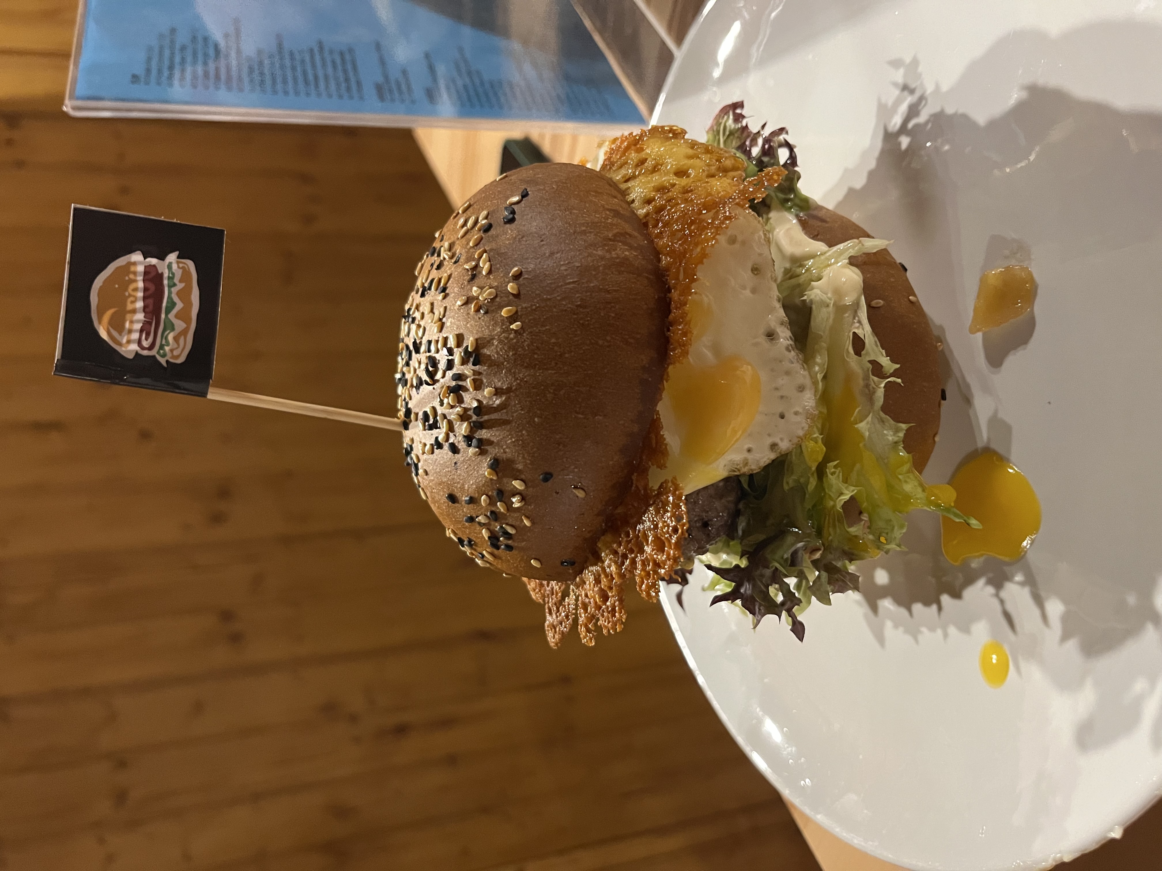 Úvozna burger & beer foto 2