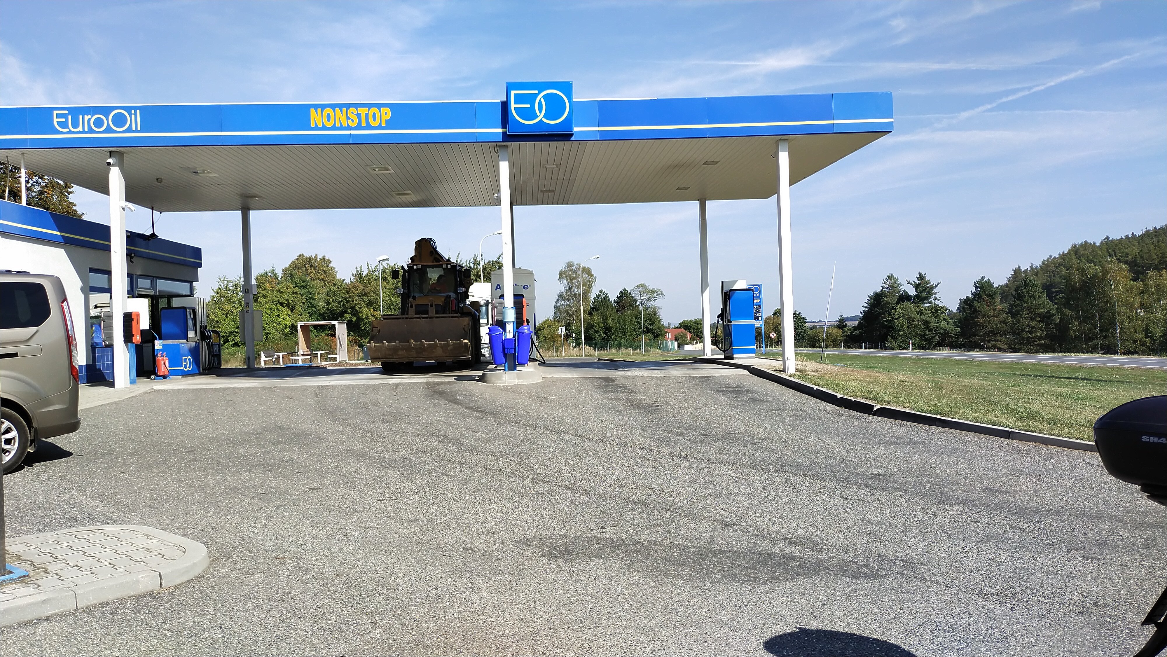 Občerstvení na čerpací stanici Eurooil foto 2