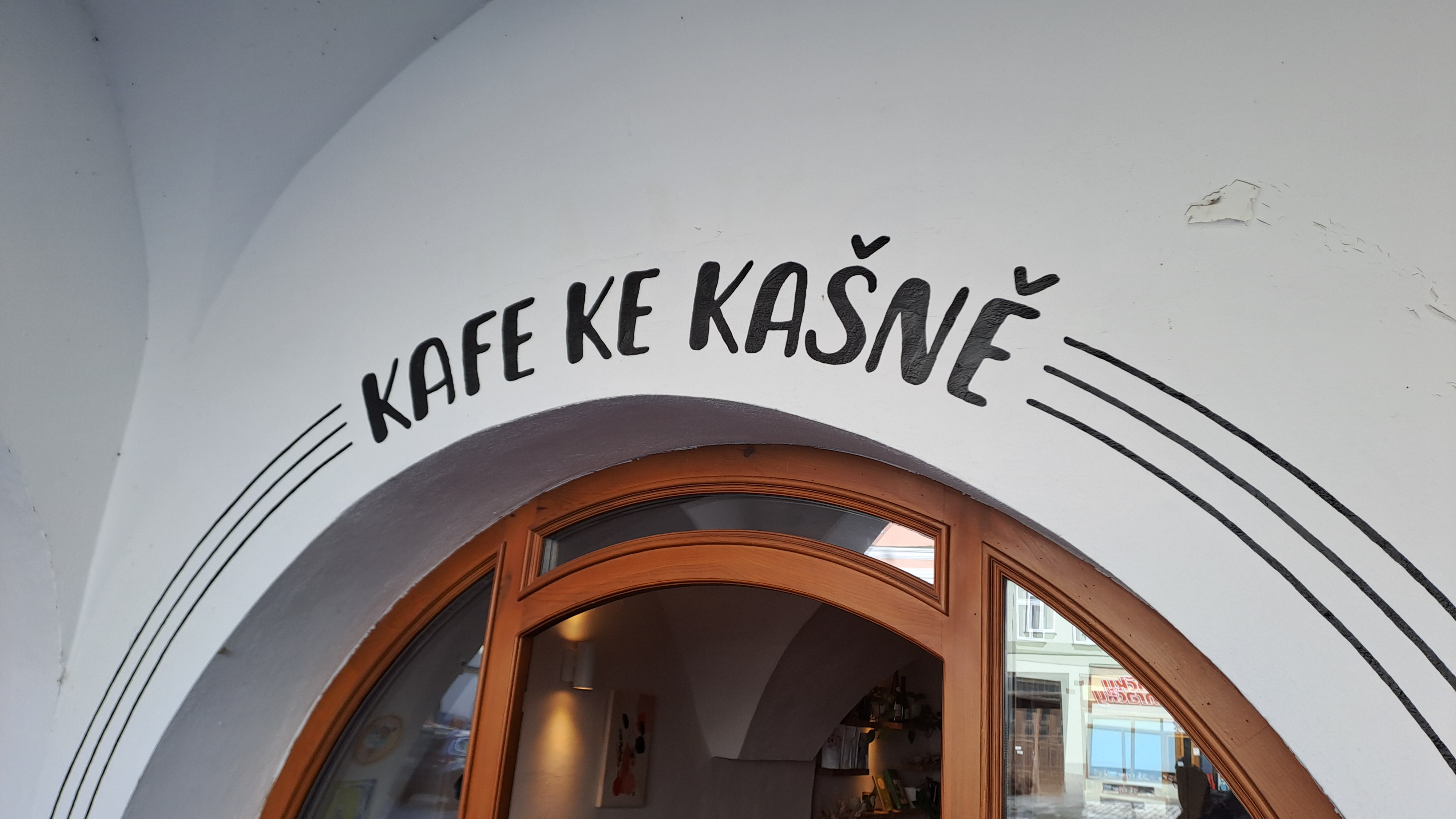 Kafe ke kašně foto 1