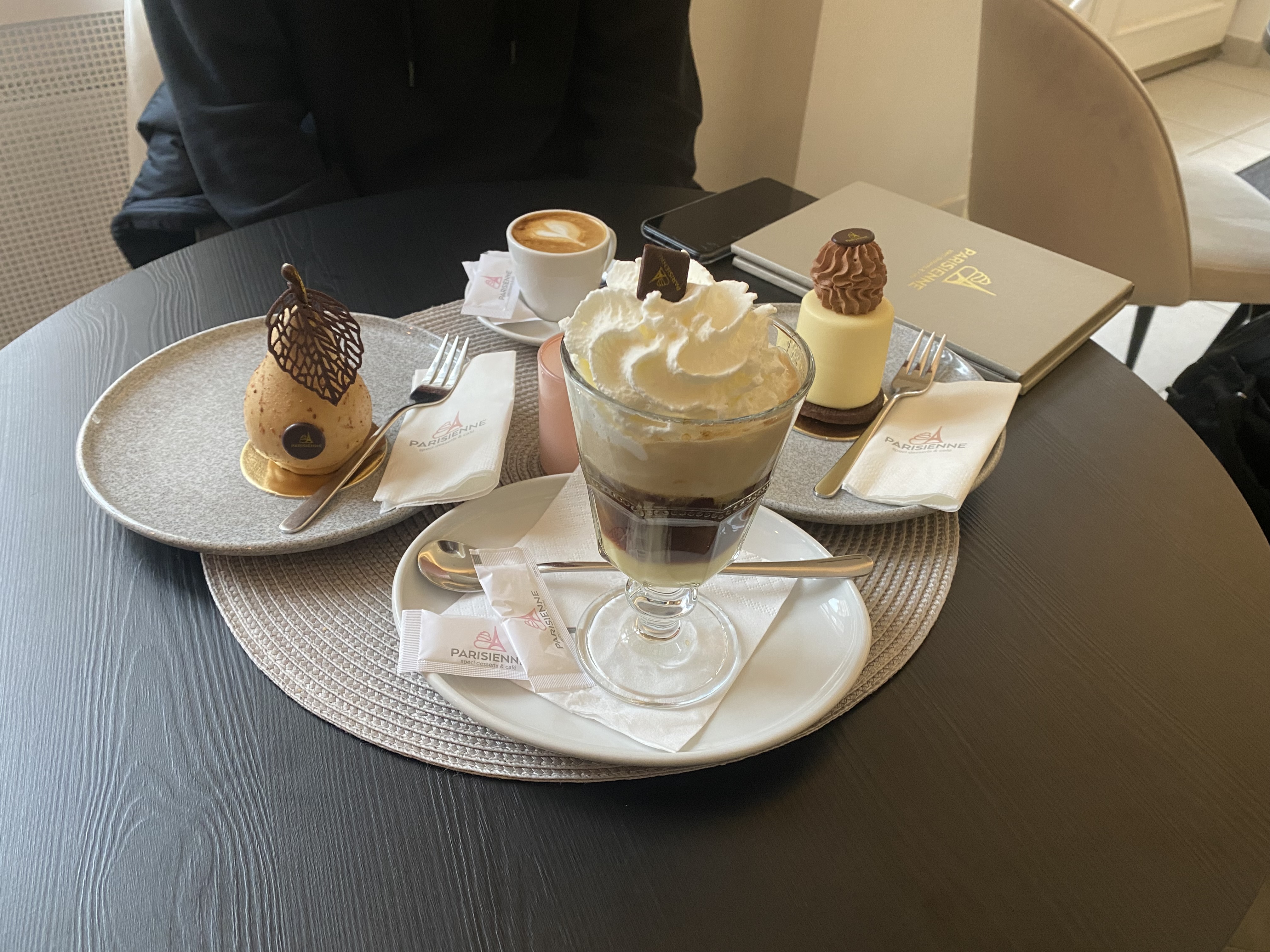 Parisienne - sweet desserts & café foto 4
