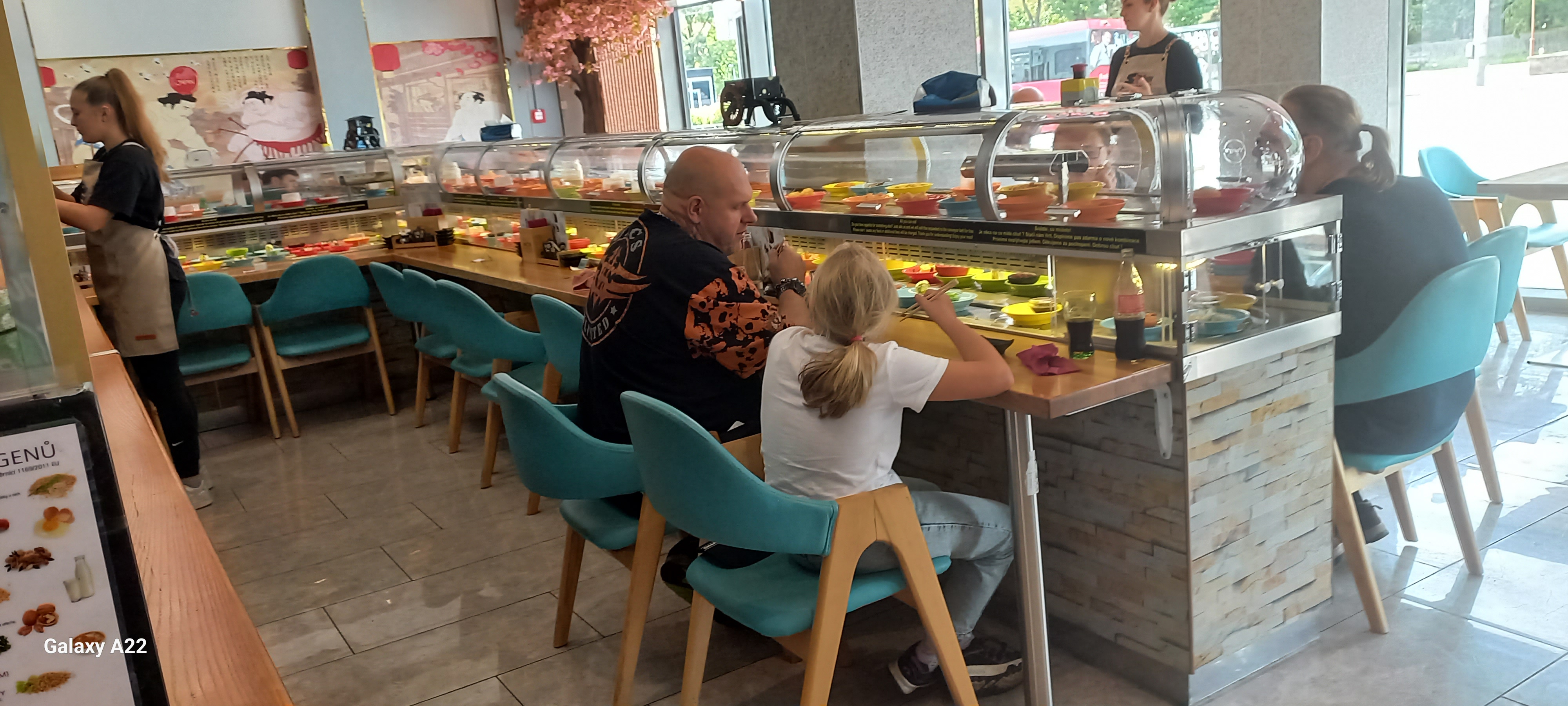 Running SUSHI HOUSE foto 2