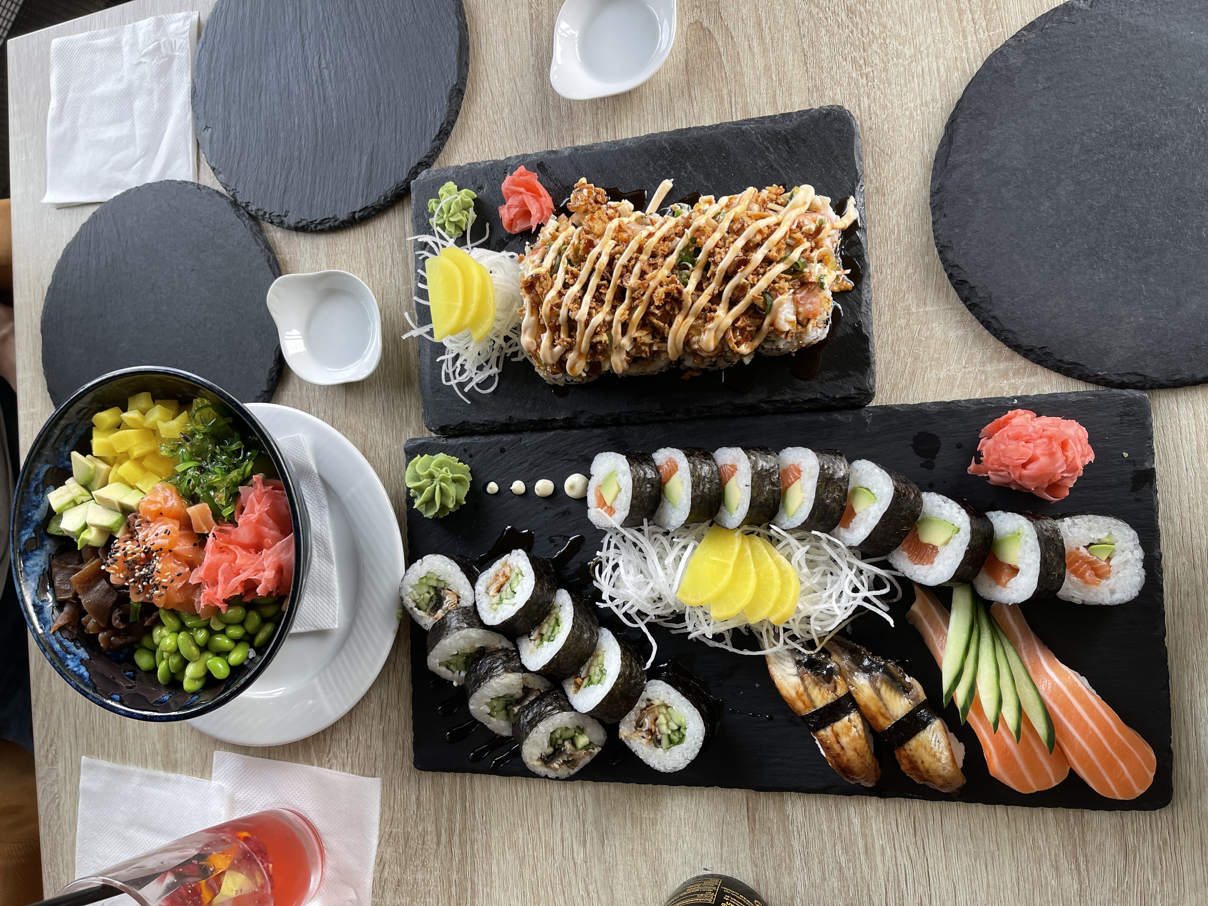 Sushi BISTRO & caffé Kbely foto 5