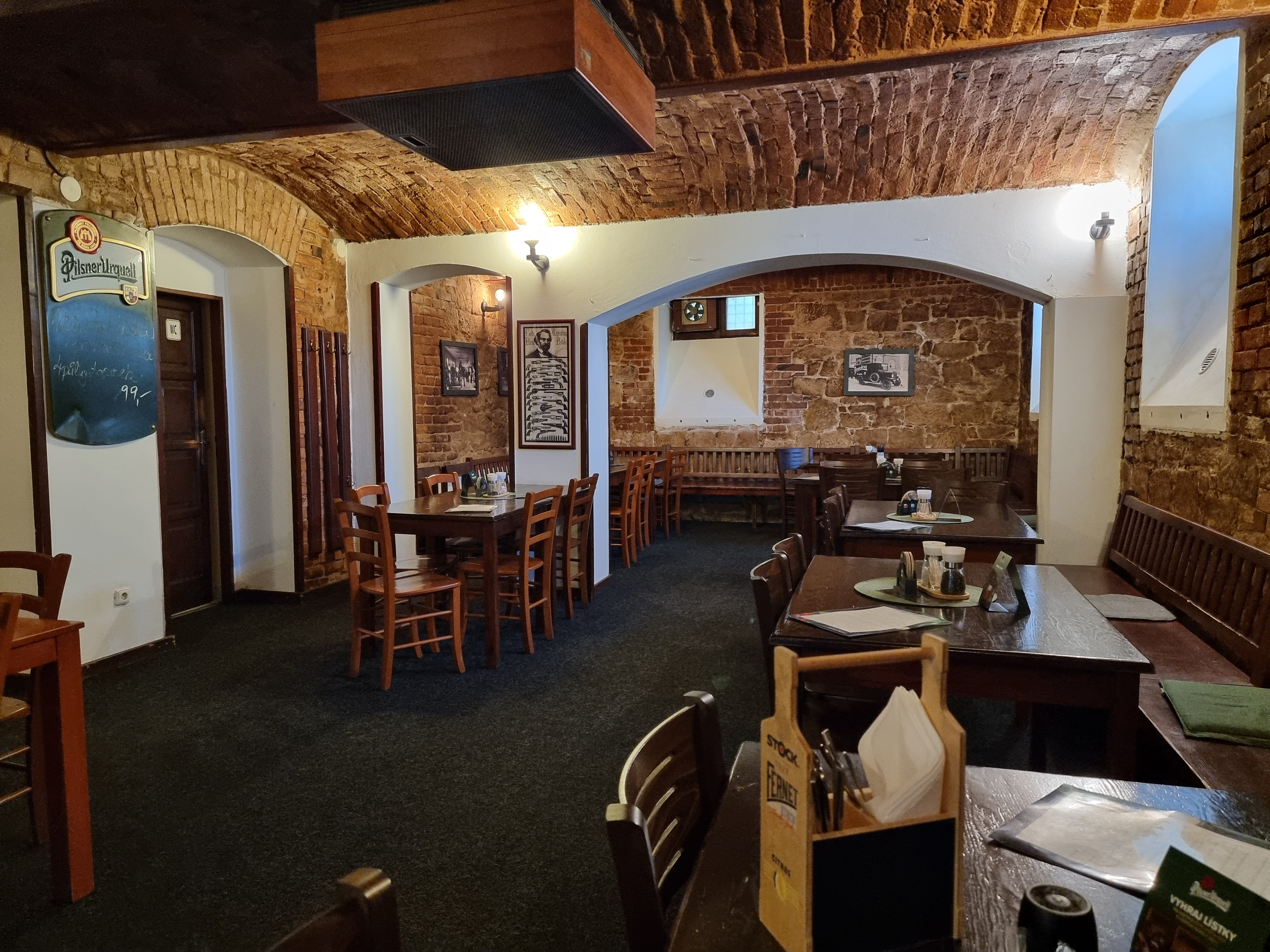 Restaurace Ve dvoře foto 3