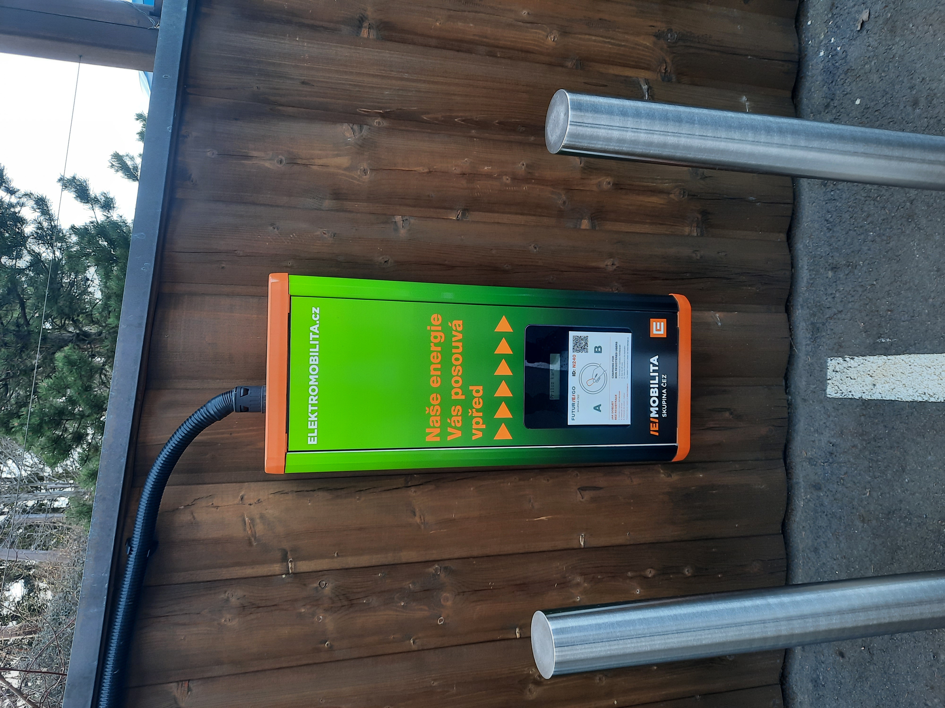 Nabíjecí stanice ČEZ foto 4