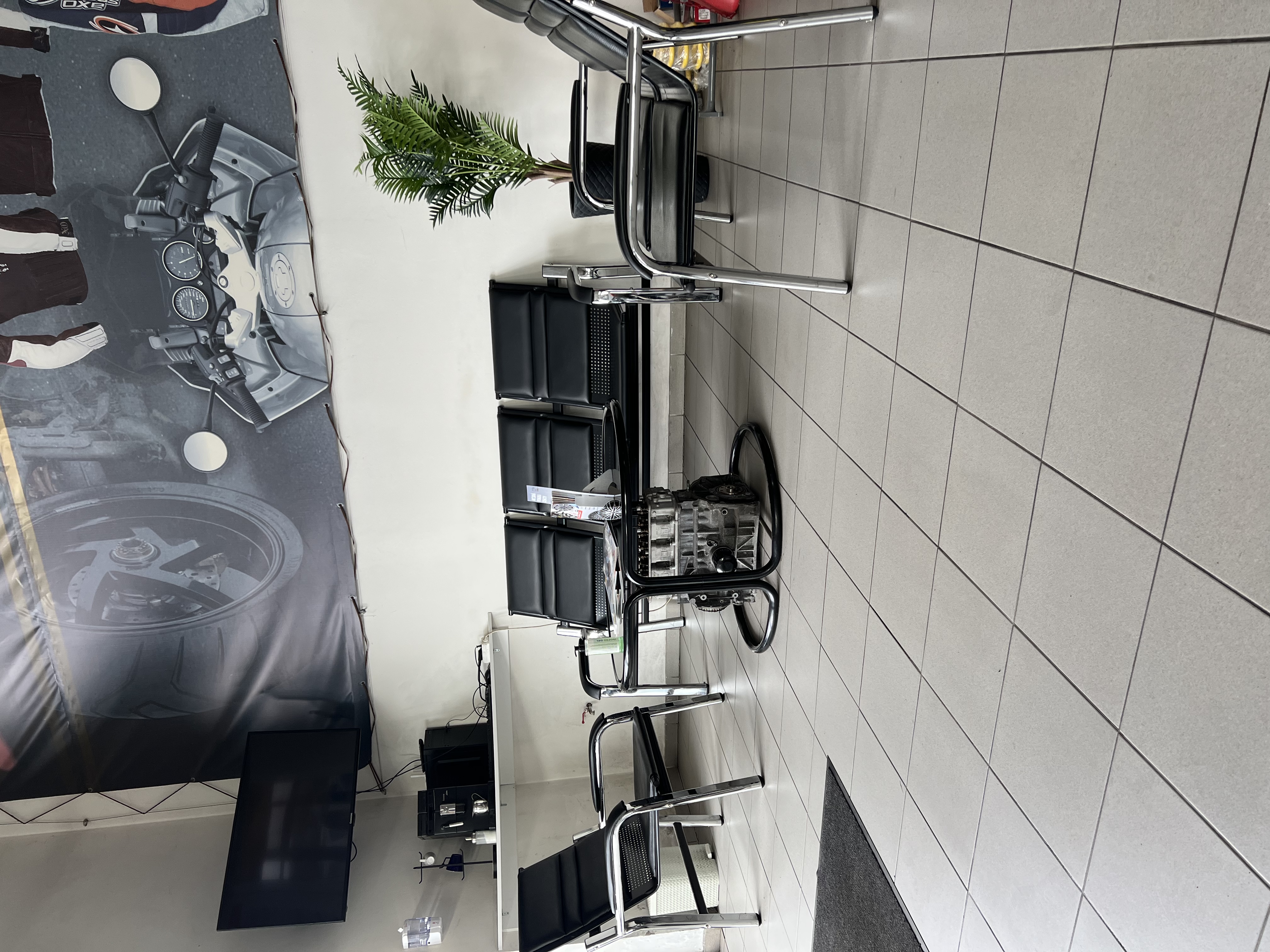 AutoMotoServis Petr Tománek foto 2