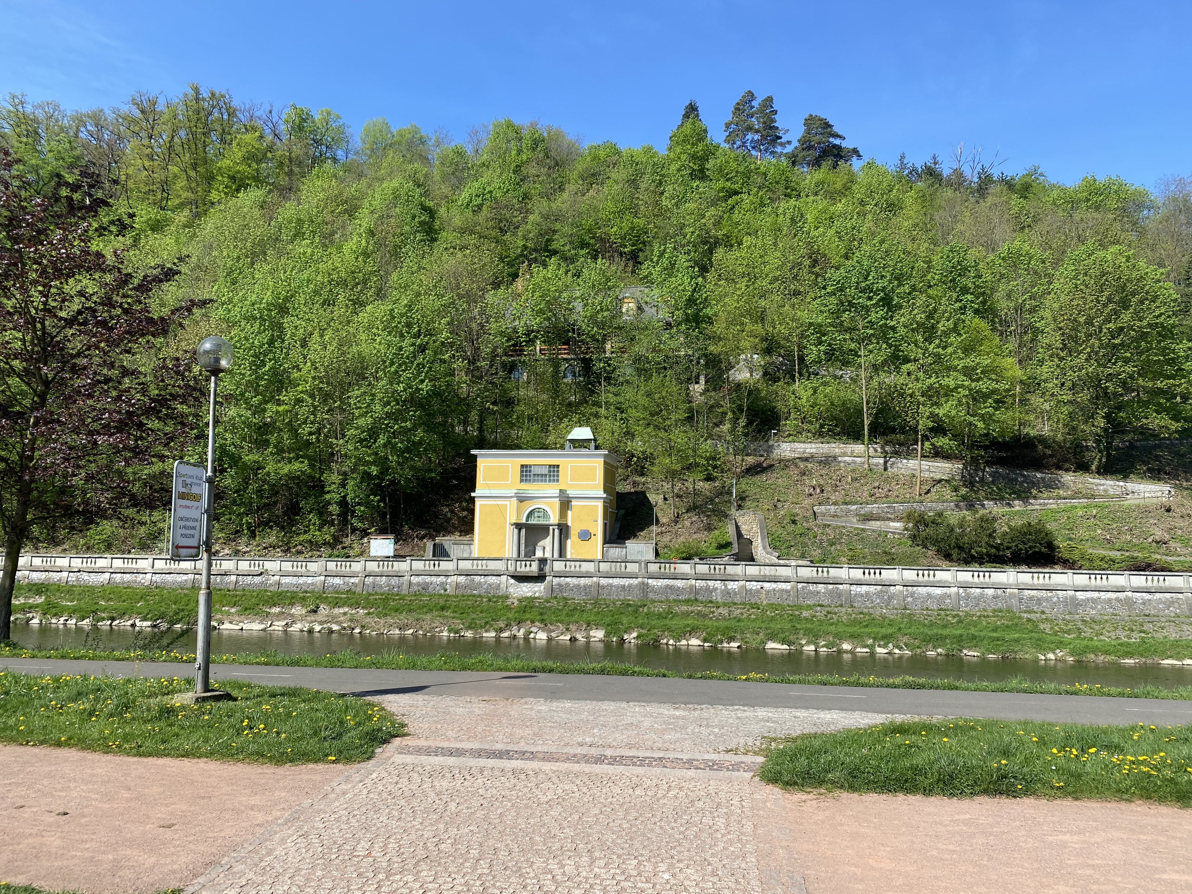 Restaurace Teplická 2149 foto 5