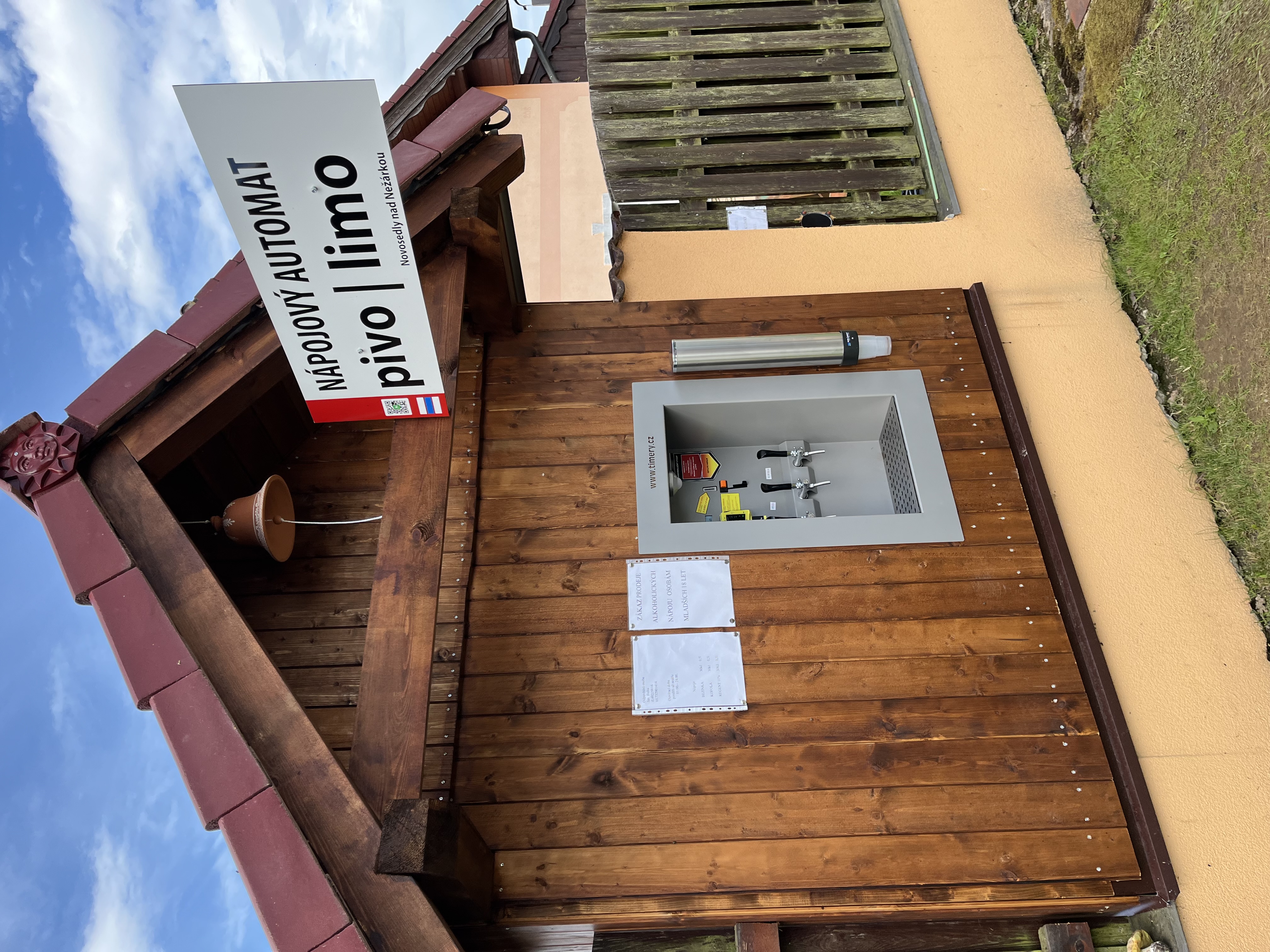 Nápojový automat foto 5